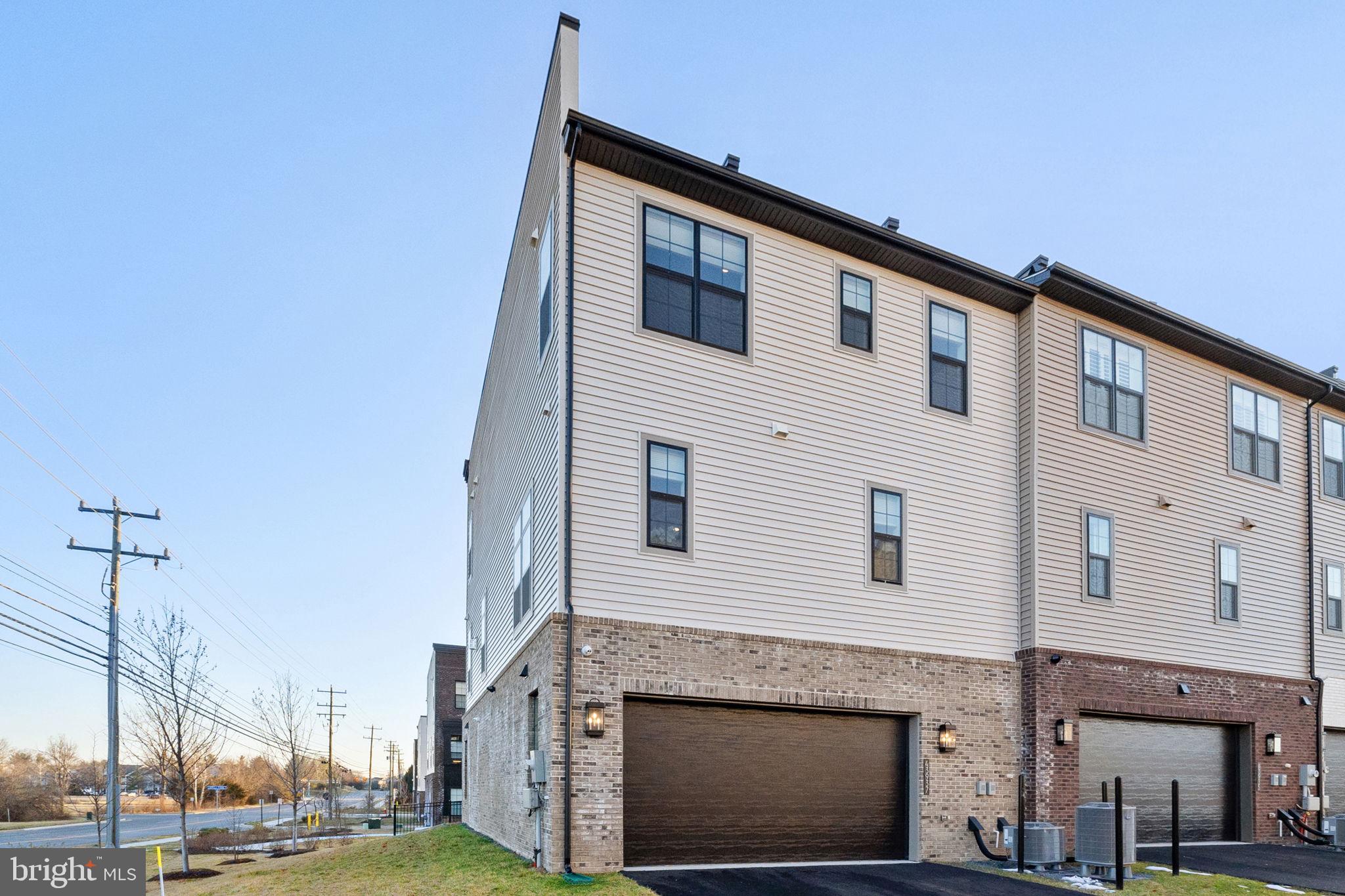 REGENCY AT BELMONT - Residential