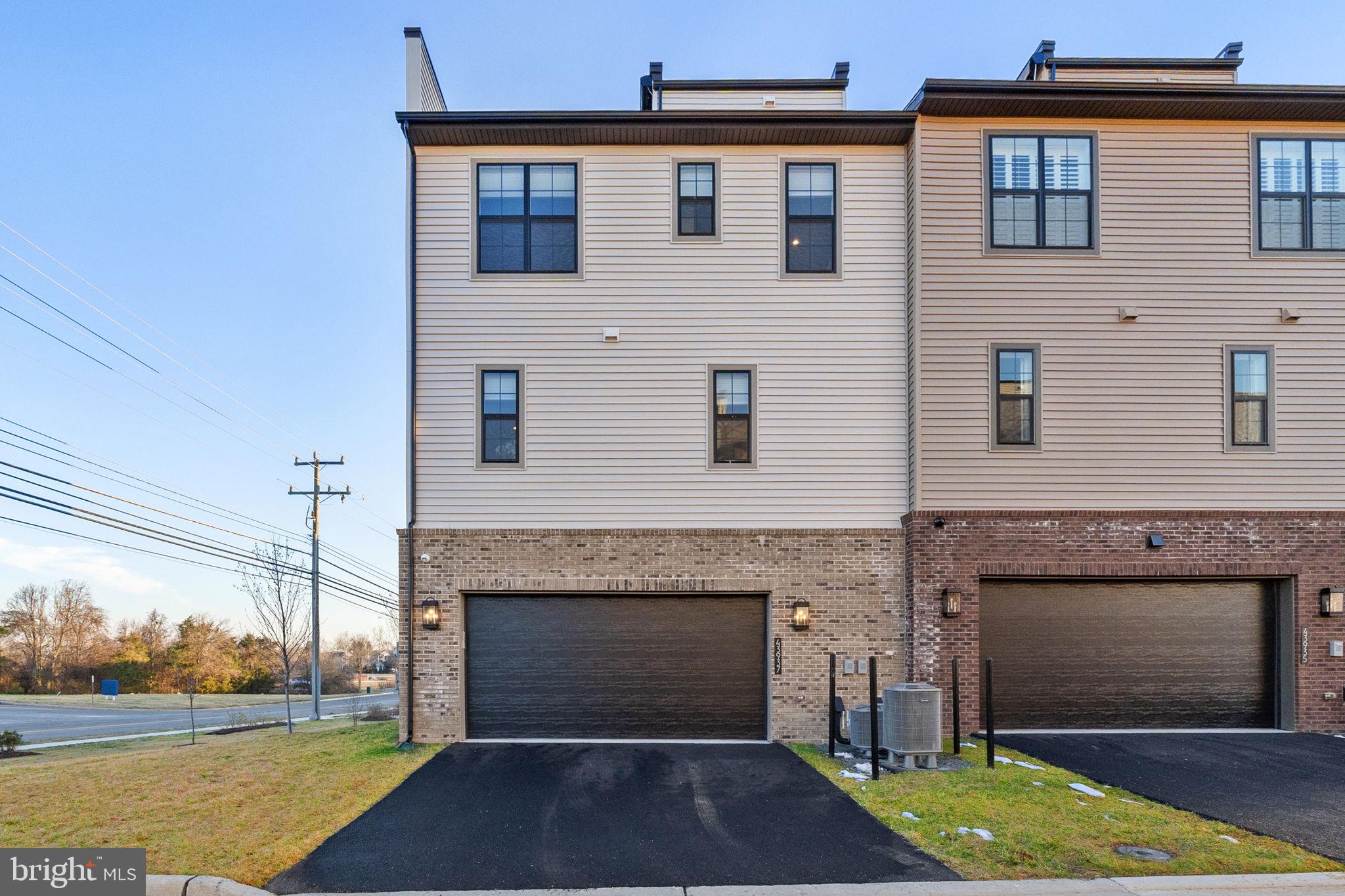 REGENCY AT BELMONT - Residential