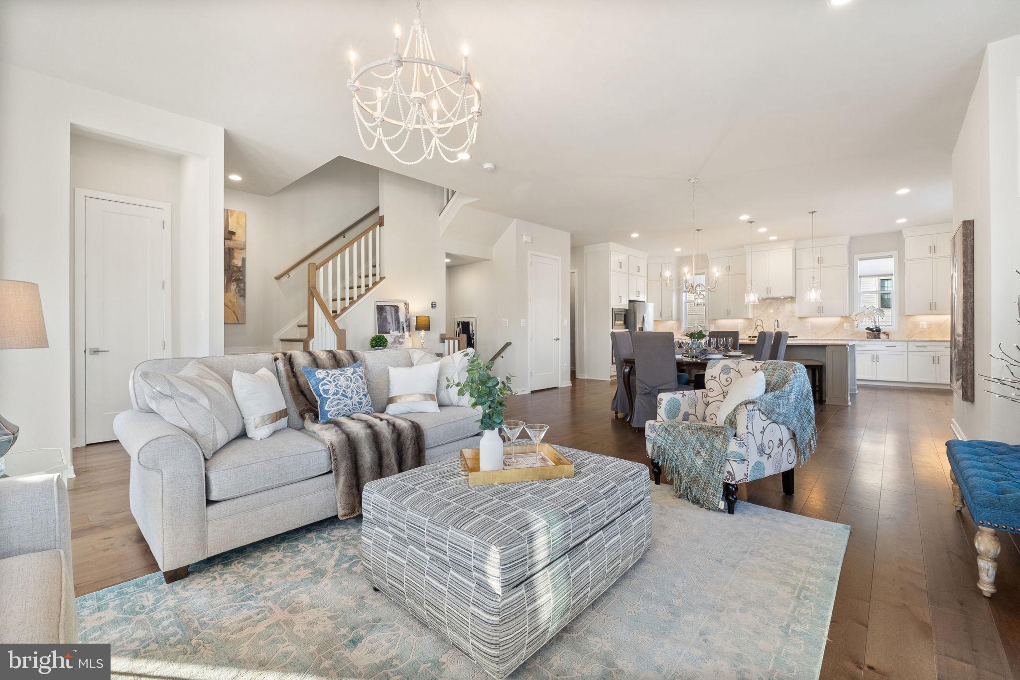 REGENCY AT BELMONT - Residential