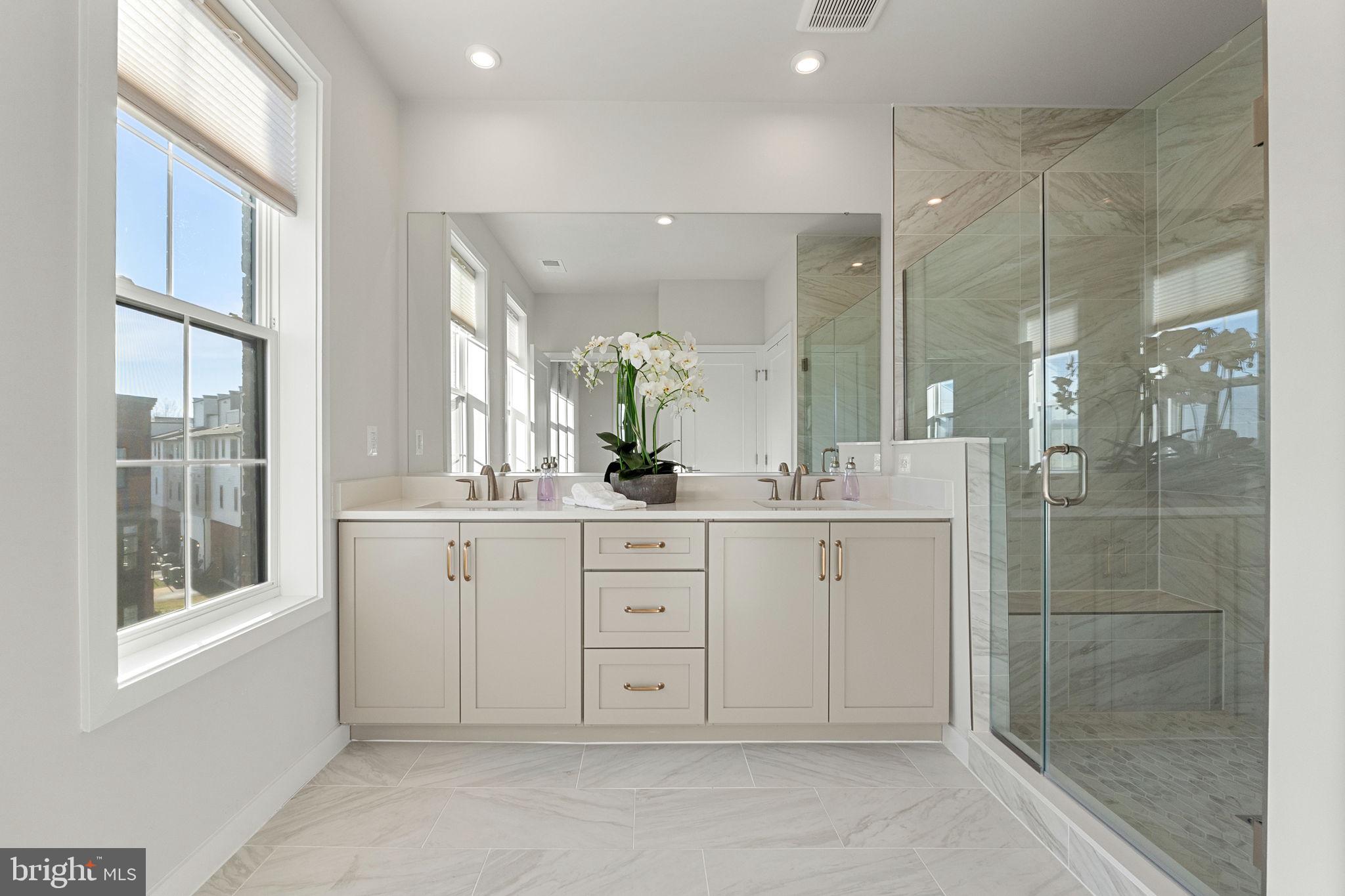 REGENCY AT BELMONT - Residential