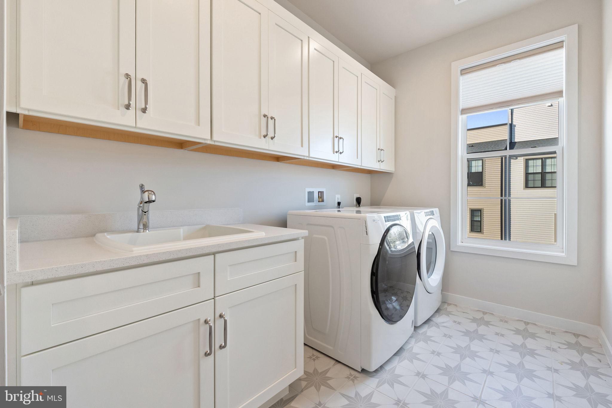 REGENCY AT BELMONT - Residential