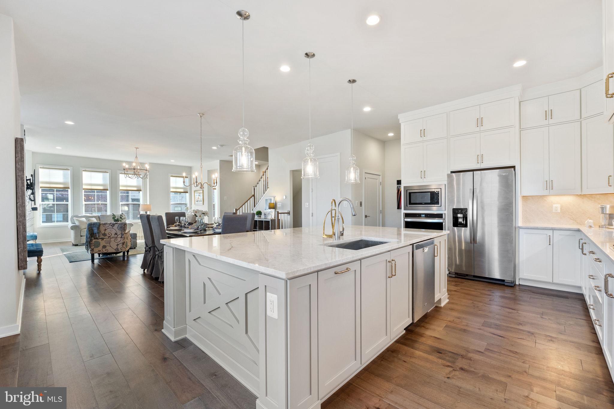 REGENCY AT BELMONT - Residential