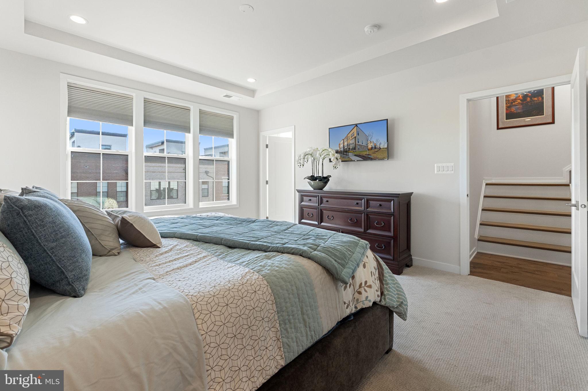 REGENCY AT BELMONT - Residential