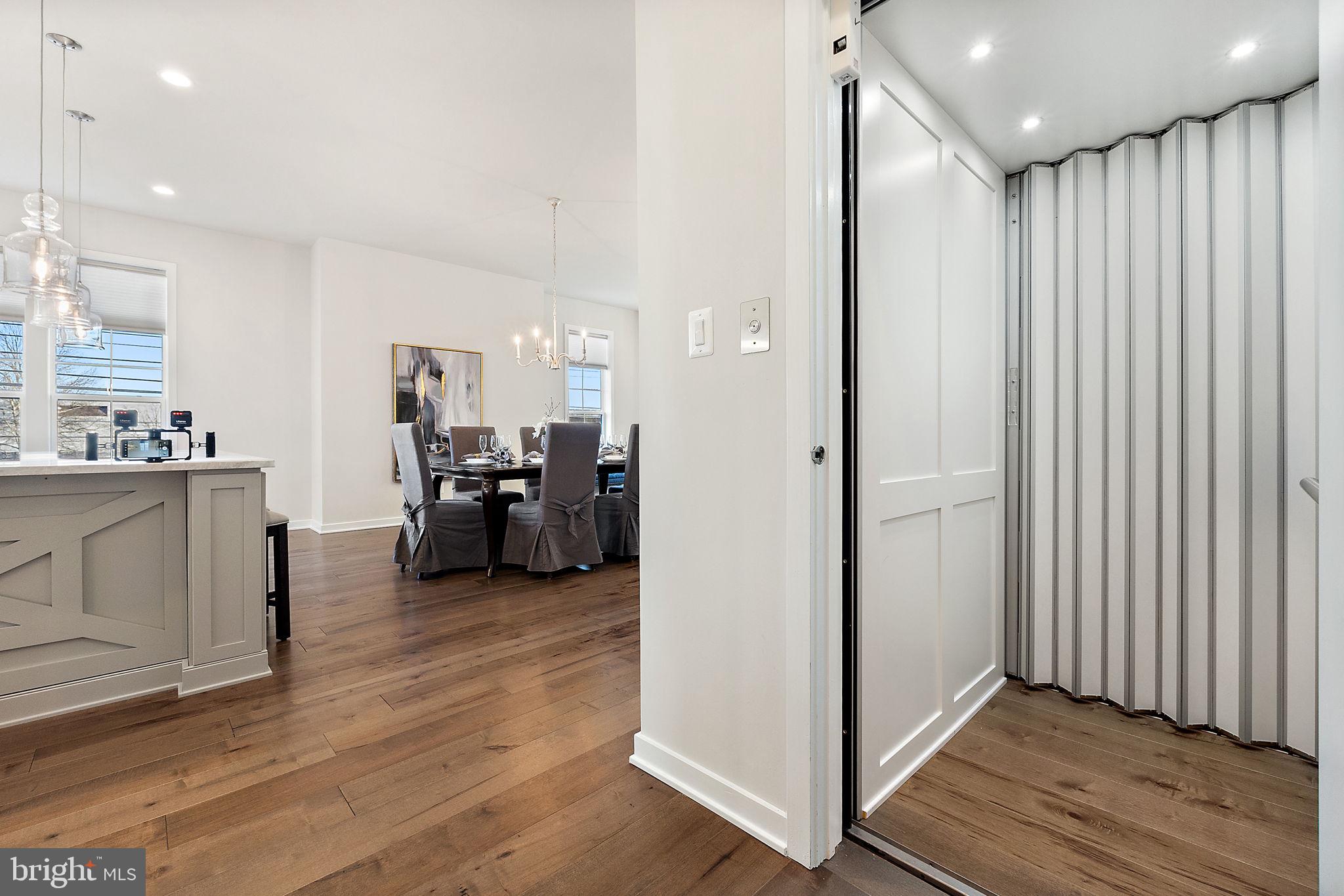 REGENCY AT BELMONT - Residential