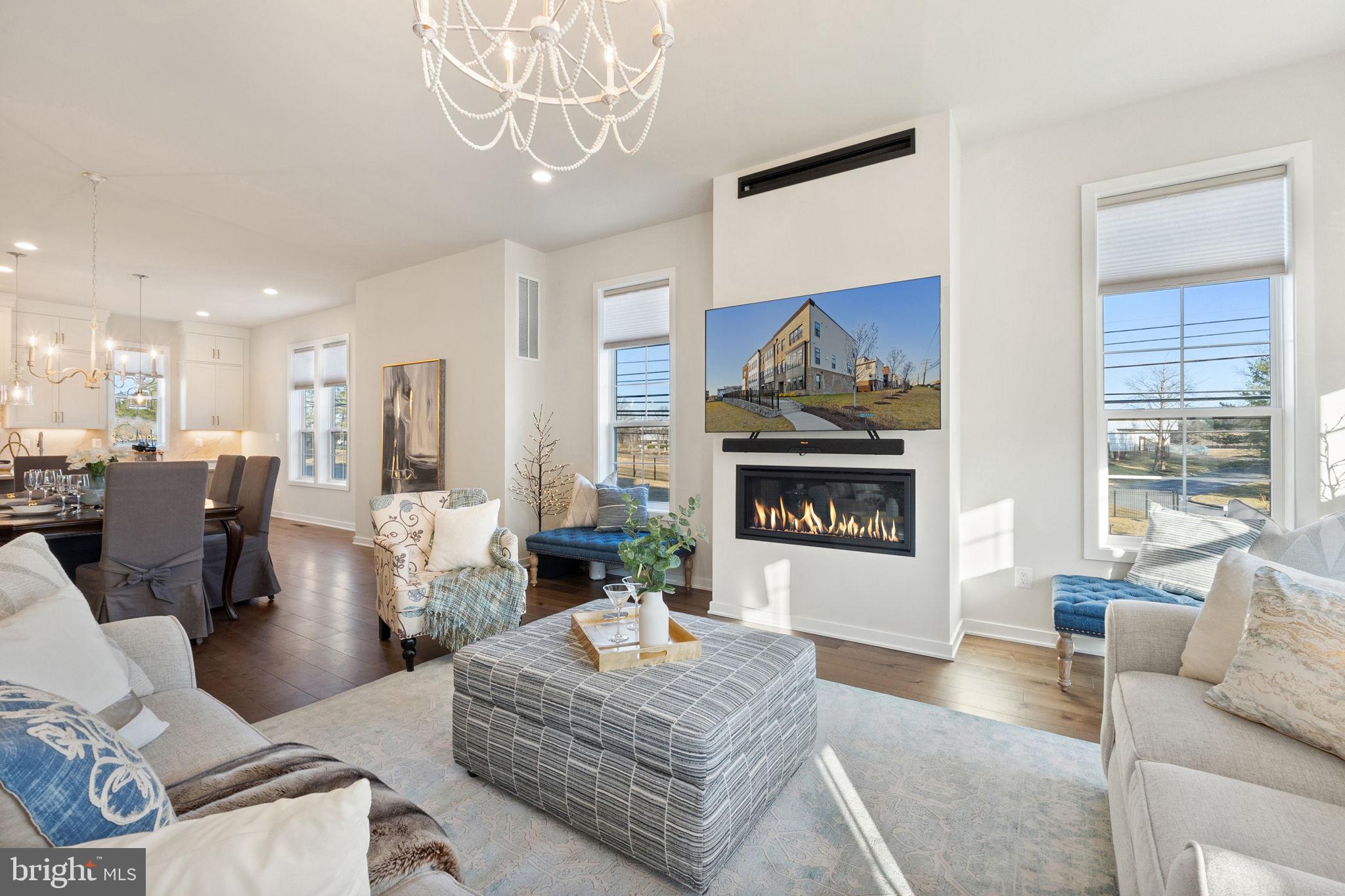 REGENCY AT BELMONT - Residential