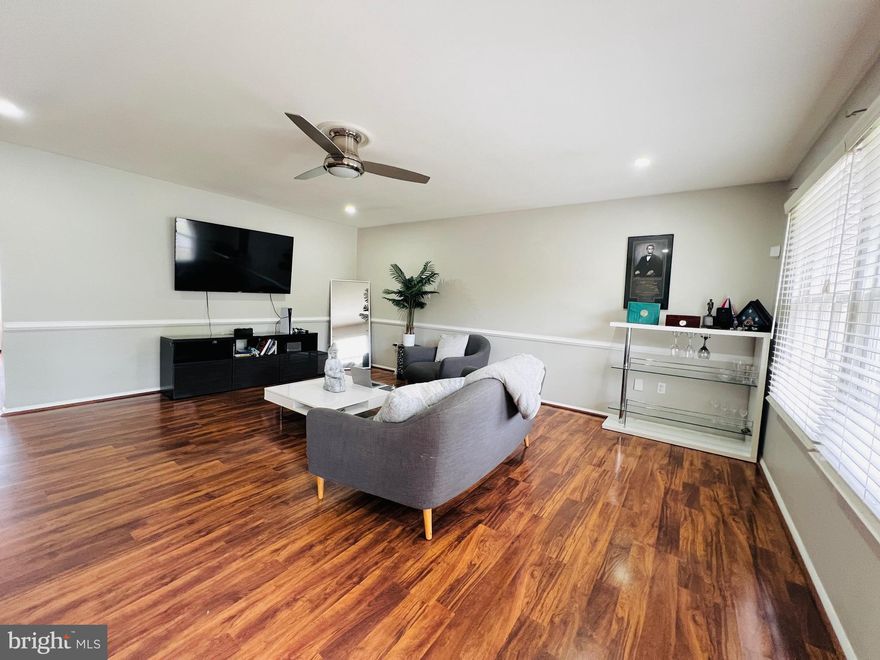 Charming detached home with solid structure and endless potential! Featuring an updated kitchen and a layout ready for your personal touch, this is the perfect opportunity for a first-time buyer or anyone looking to settle into a nice, quaint home. Why settle when you can own a detached home at this price point? Opportunities like this under $400,000 don’t come around often—schedule your showing soon!