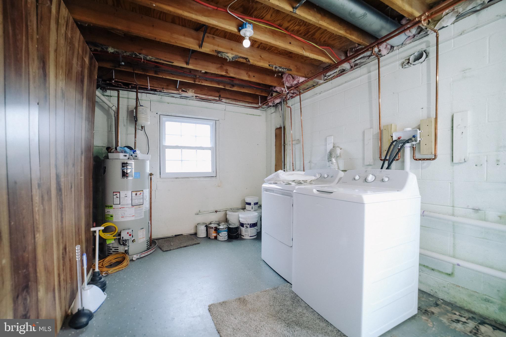 DOUGLAS PARK - Residential Lease