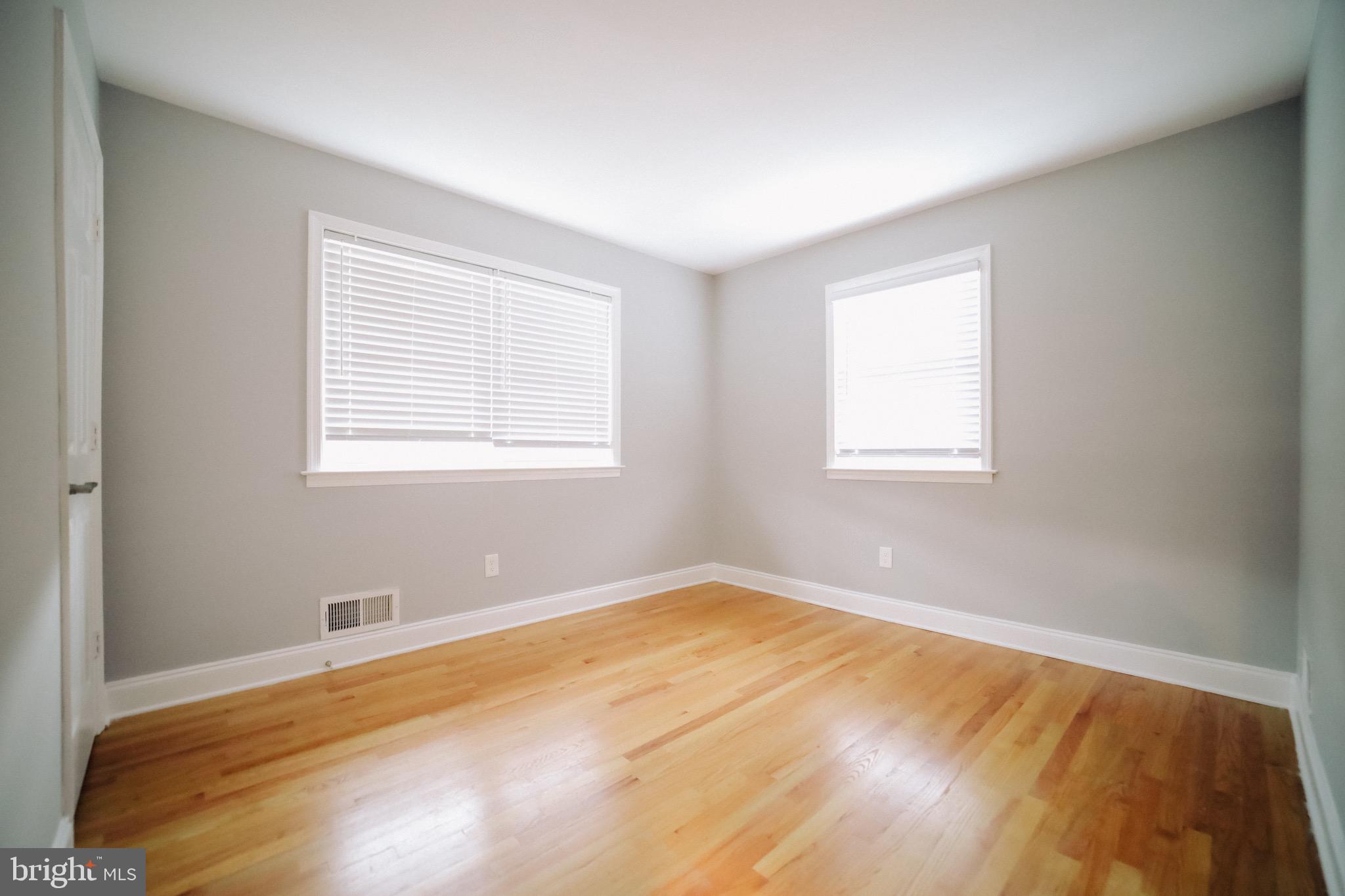 DOUGLAS PARK - Residential Lease