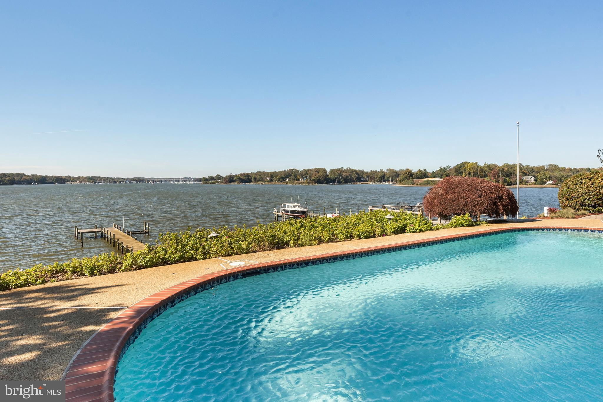 WILD ROSE SHORES - Residential