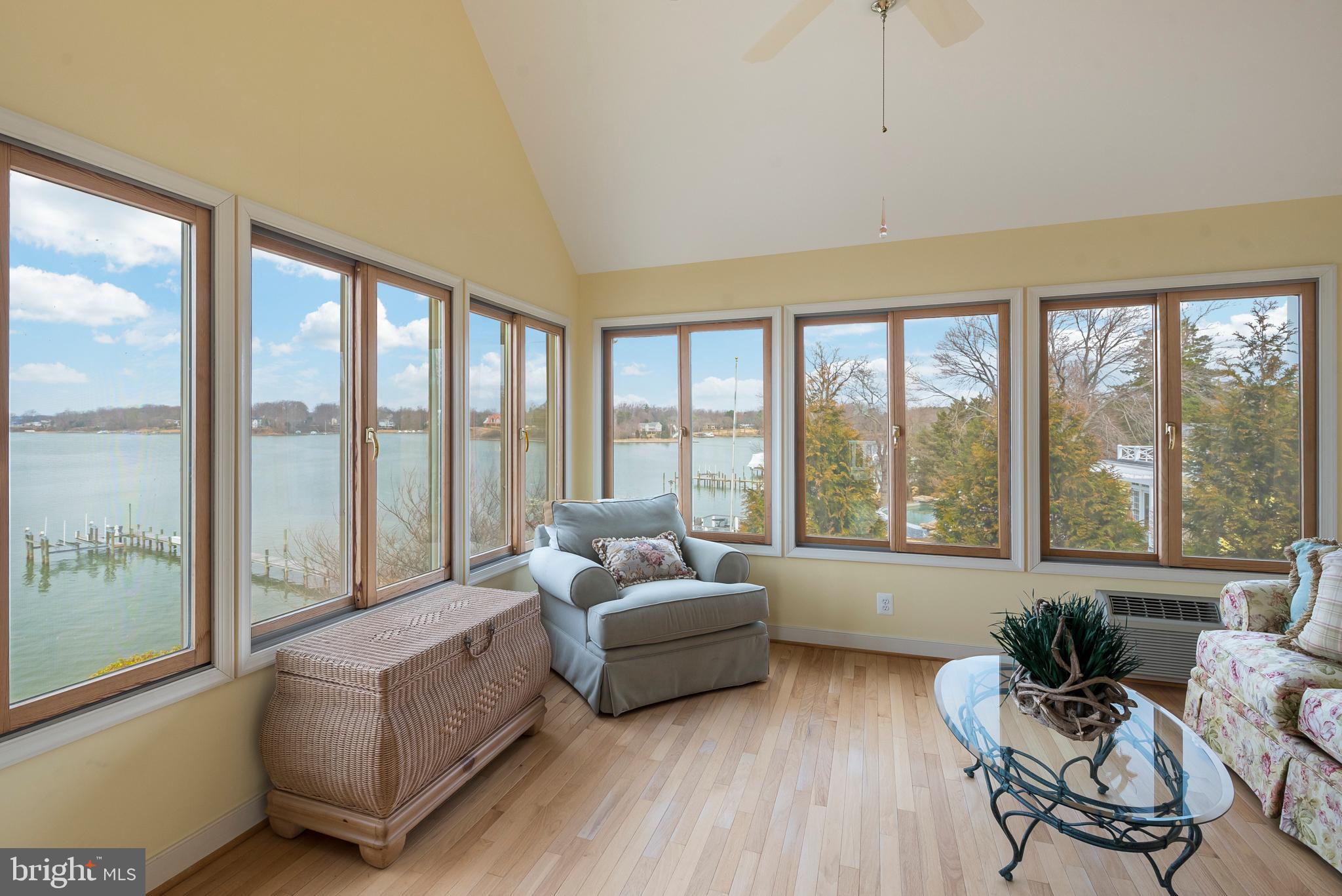 WILD ROSE SHORES - Residential