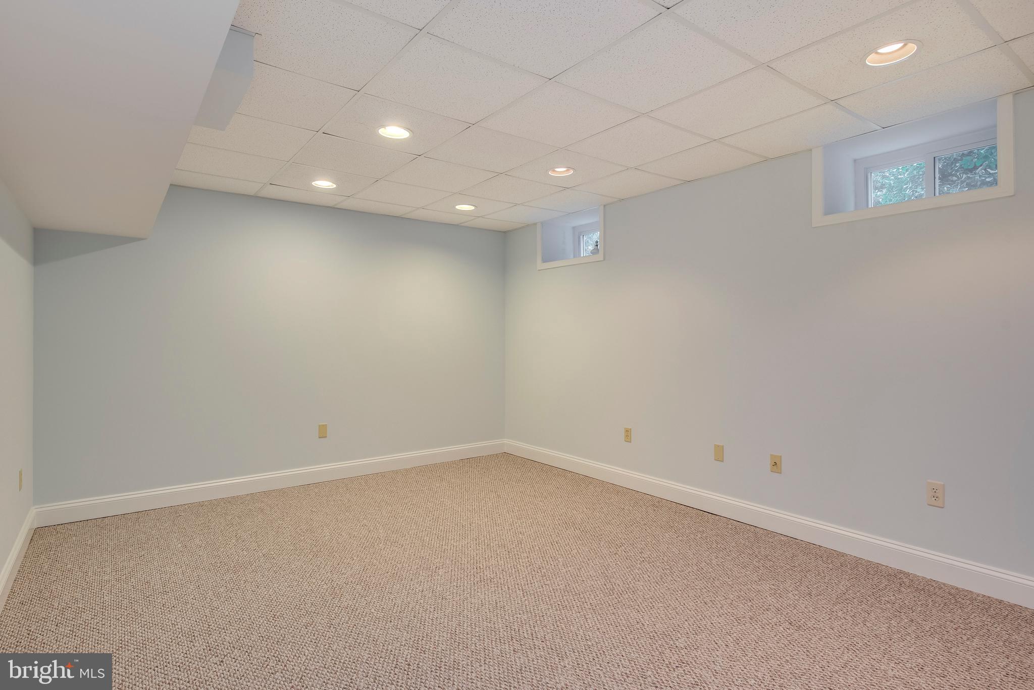 WILD ROSE SHORES - Residential