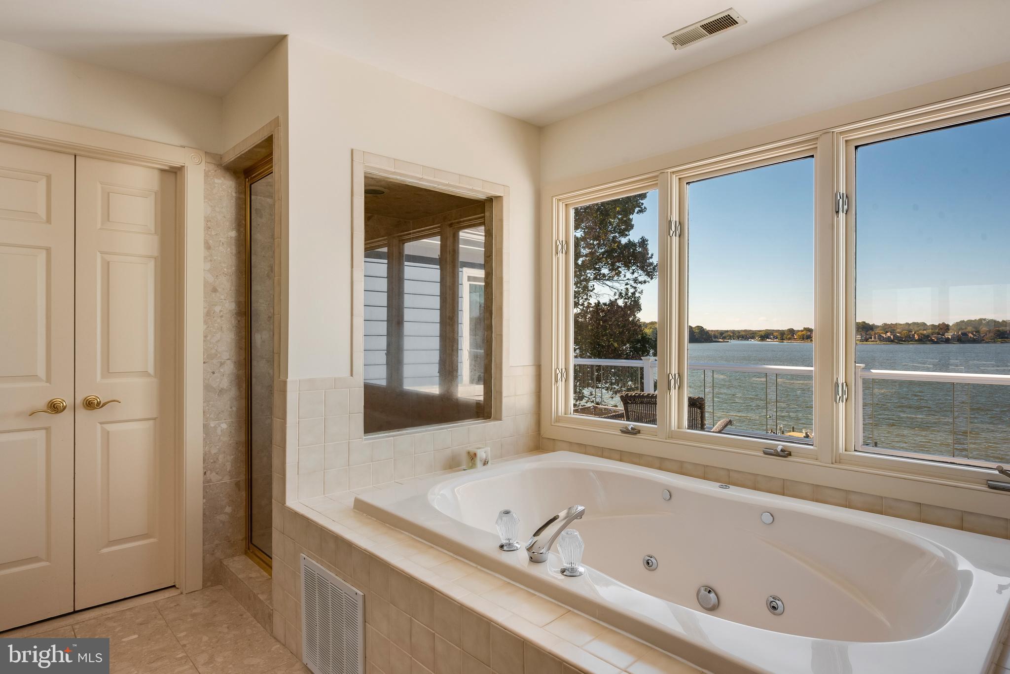 WILD ROSE SHORES - Residential