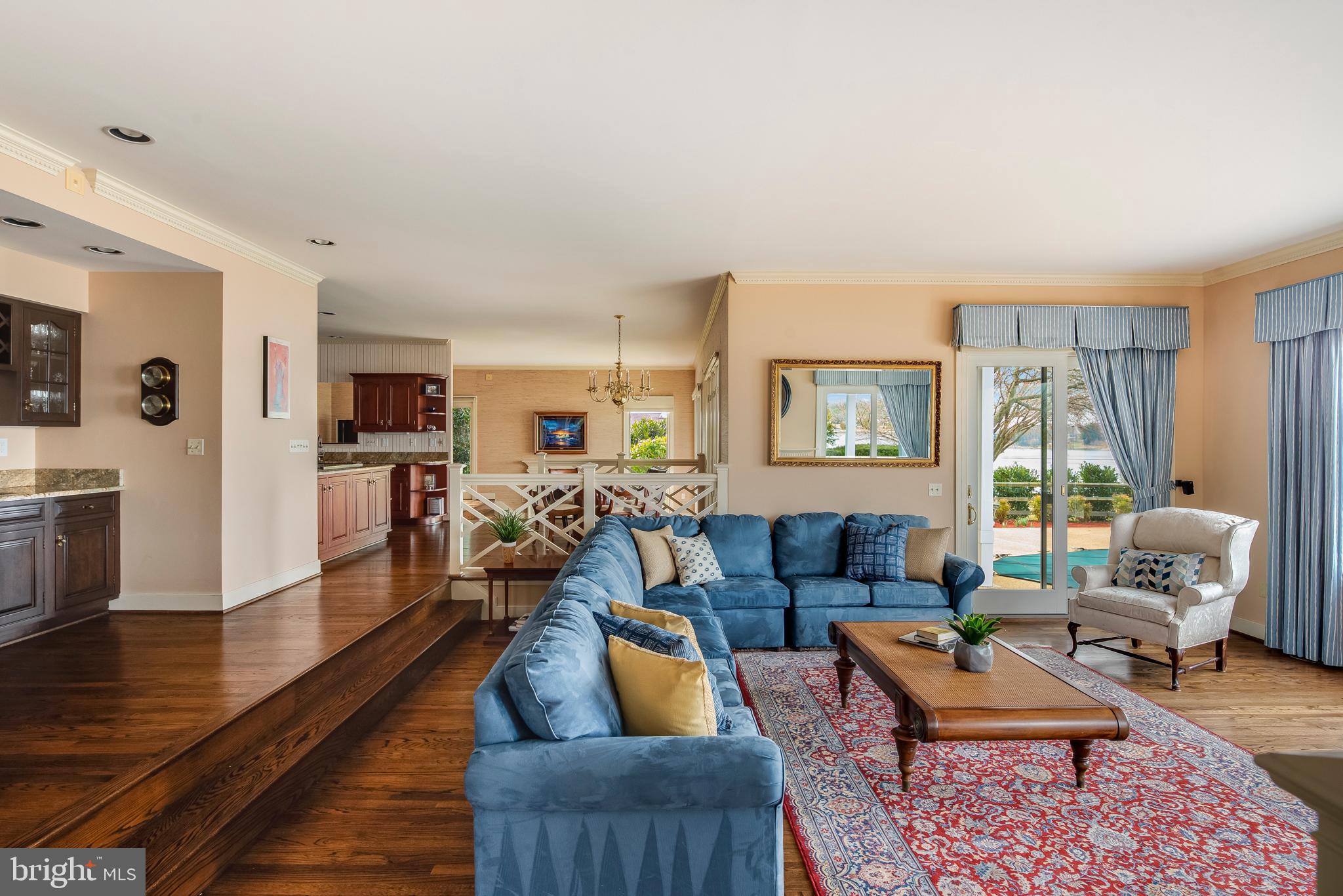 WILD ROSE SHORES - Residential