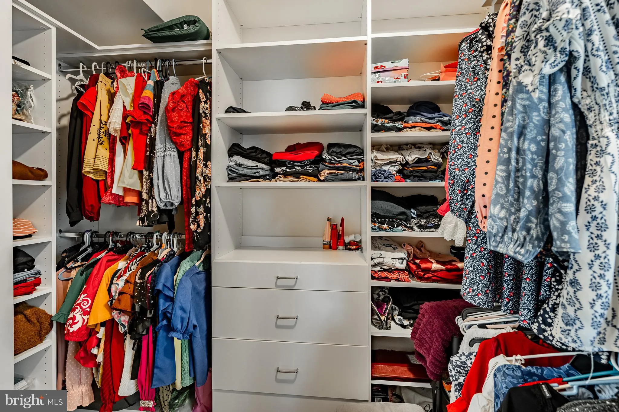 Downingtown, Pennsylvania 19335, United States, 3 Bedrooms Bedrooms, ,3 BathroomsBathrooms,Residential,Pending,140094