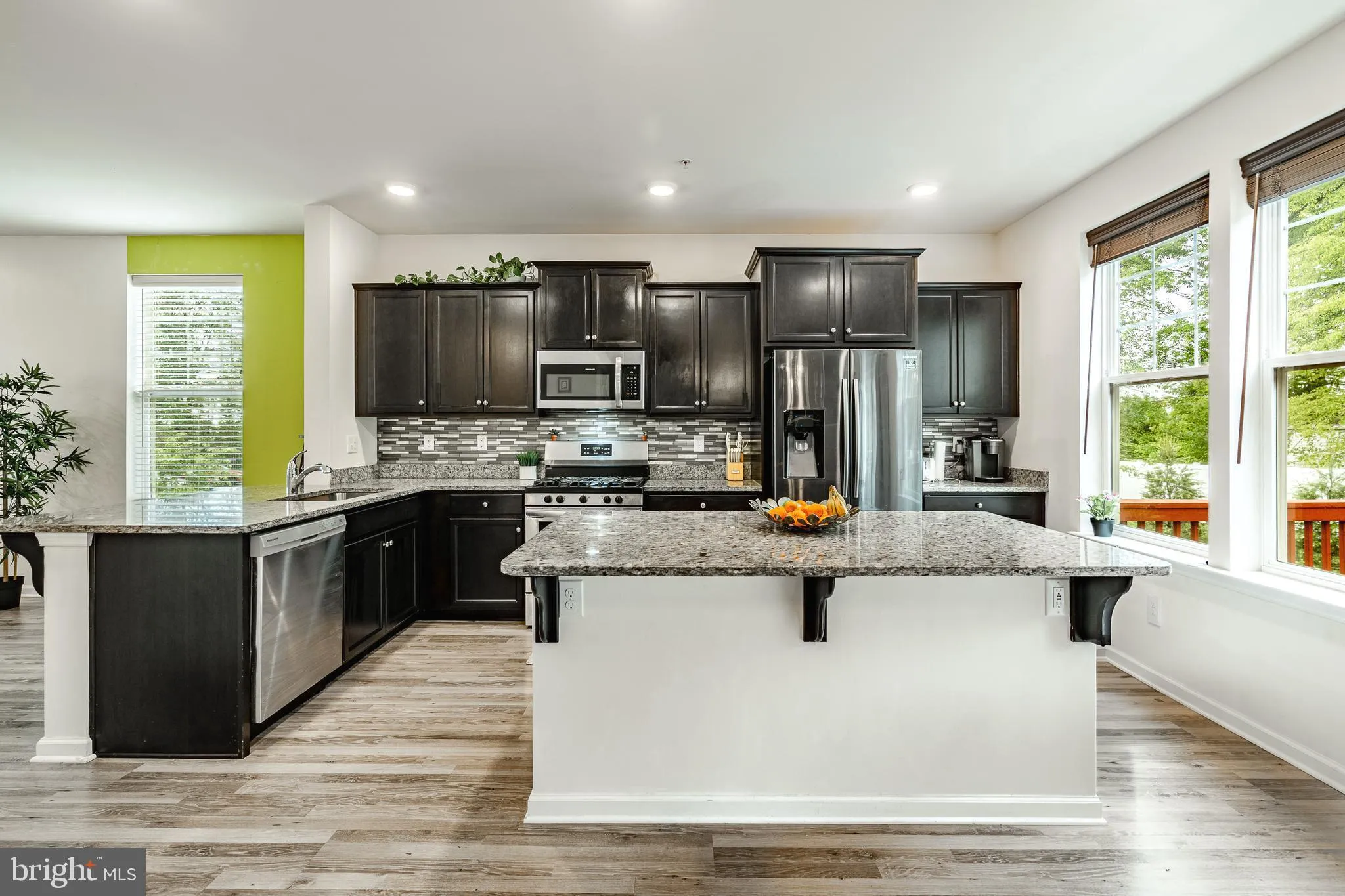 Downingtown, Pennsylvania 19335, United States, 3 Bedrooms Bedrooms, ,3 BathroomsBathrooms,Residential,Pending,140094