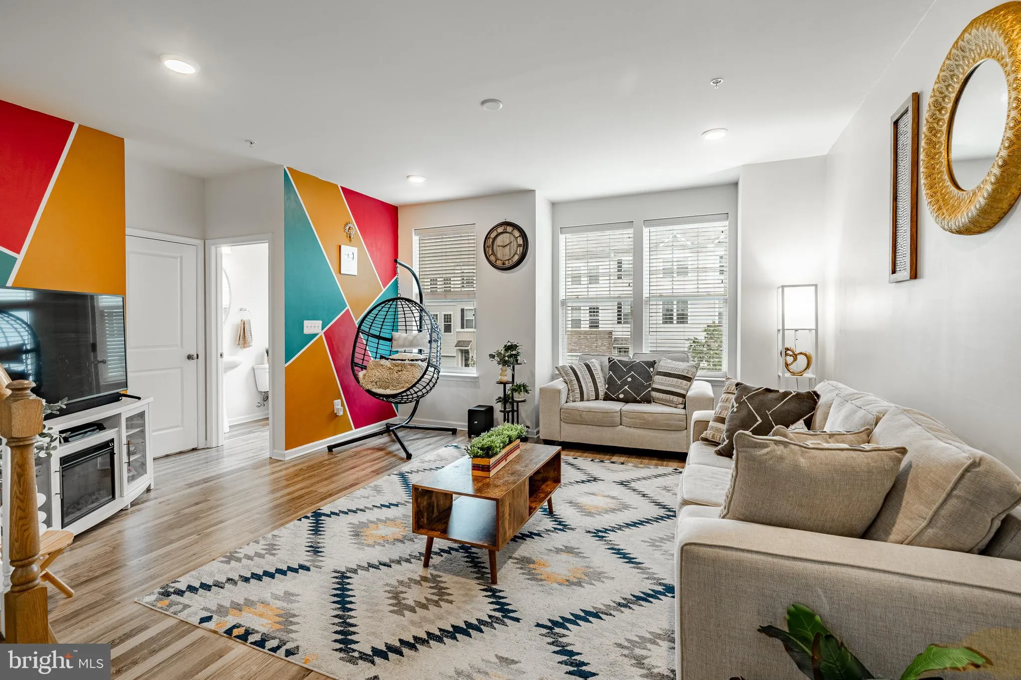 Downingtown, Pennsylvania 19335, United States, 3 Bedrooms Bedrooms, ,3 BathroomsBathrooms,Residential,Pending,140094