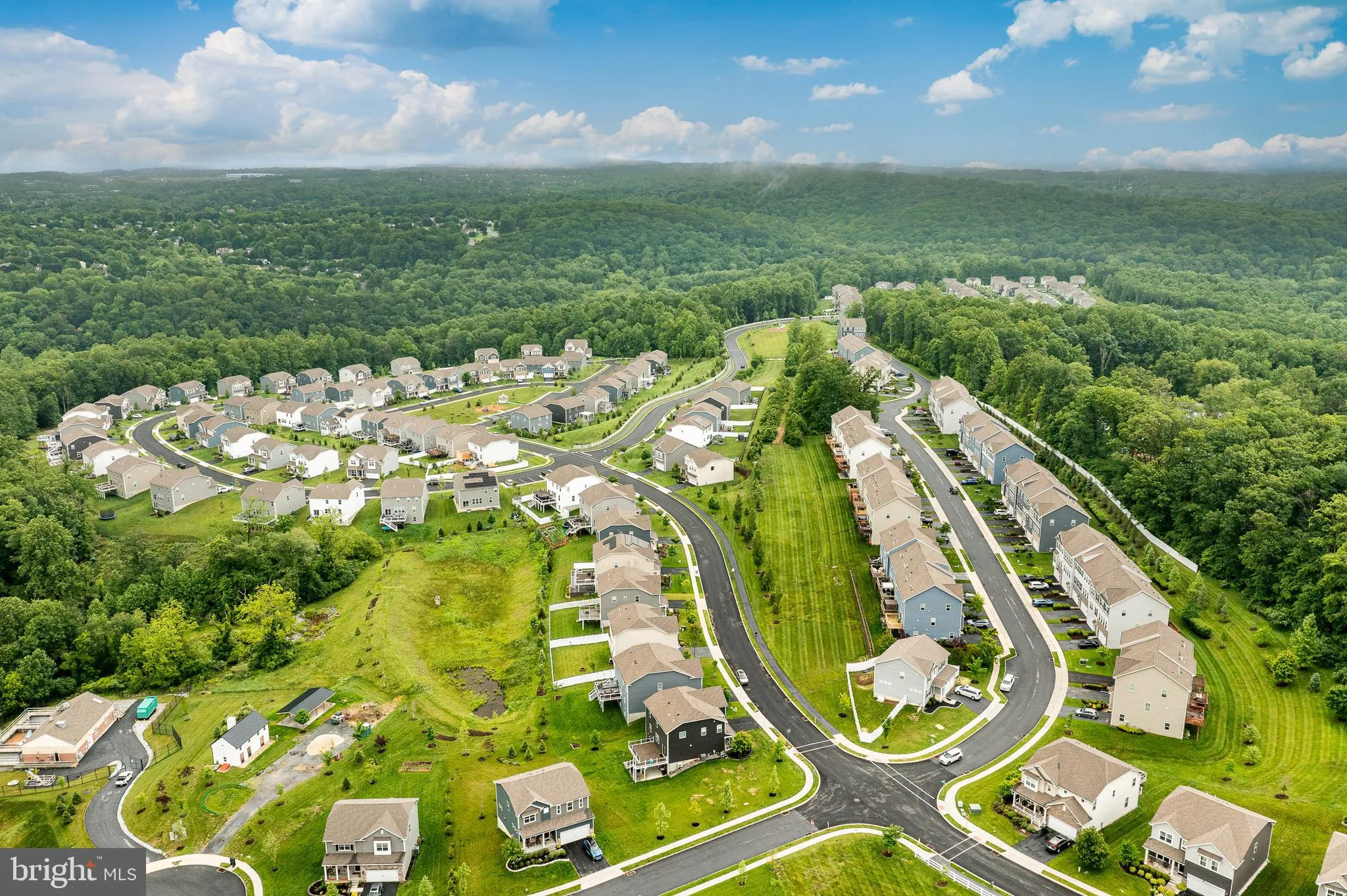 Downingtown, Pennsylvania 19335, United States, 3 Bedrooms Bedrooms, ,3 BathroomsBathrooms,Residential,Pending,140094