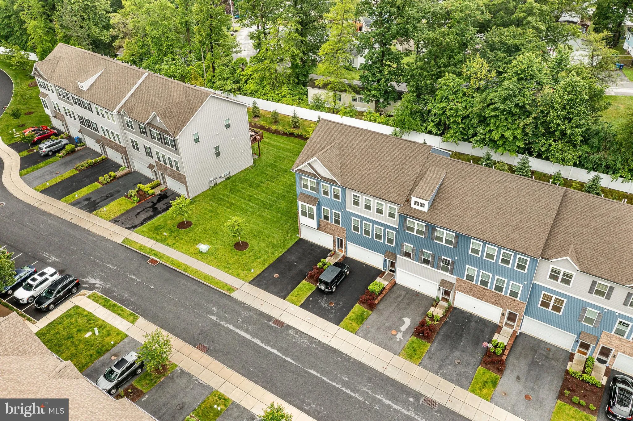 Downingtown, Pennsylvania 19335, United States, 3 Bedrooms Bedrooms, ,3 BathroomsBathrooms,Residential,Pending,140094