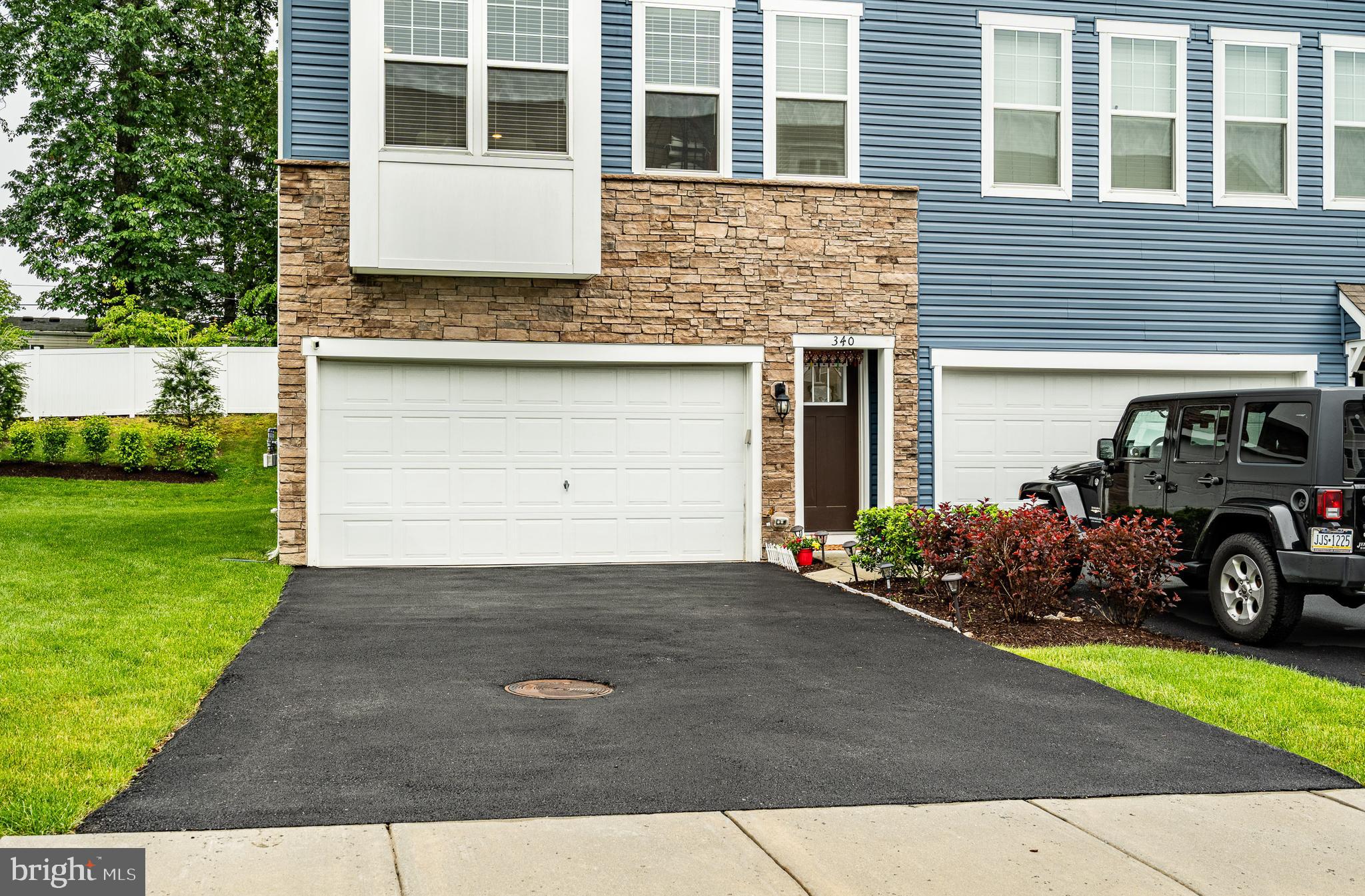 340 DAWSON PLACE
