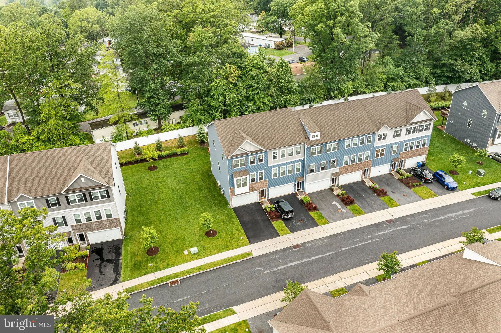 Downingtown, Pennsylvania 19335, United States, 3 Bedrooms Bedrooms, ,3 BathroomsBathrooms,Residential,Pending,140094