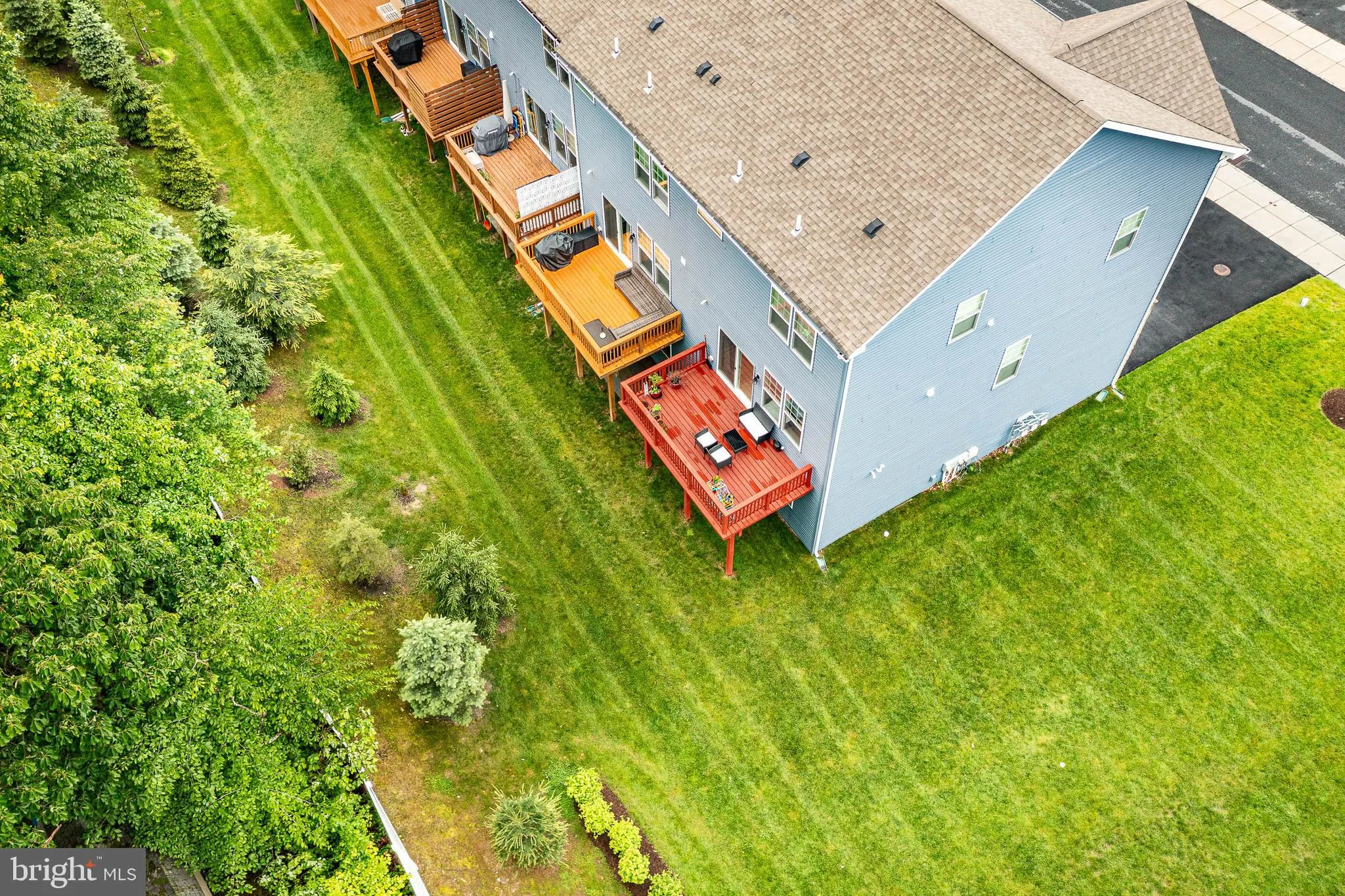 Downingtown, Pennsylvania 19335, United States, 3 Bedrooms Bedrooms, ,3 BathroomsBathrooms,Residential,Pending,140094