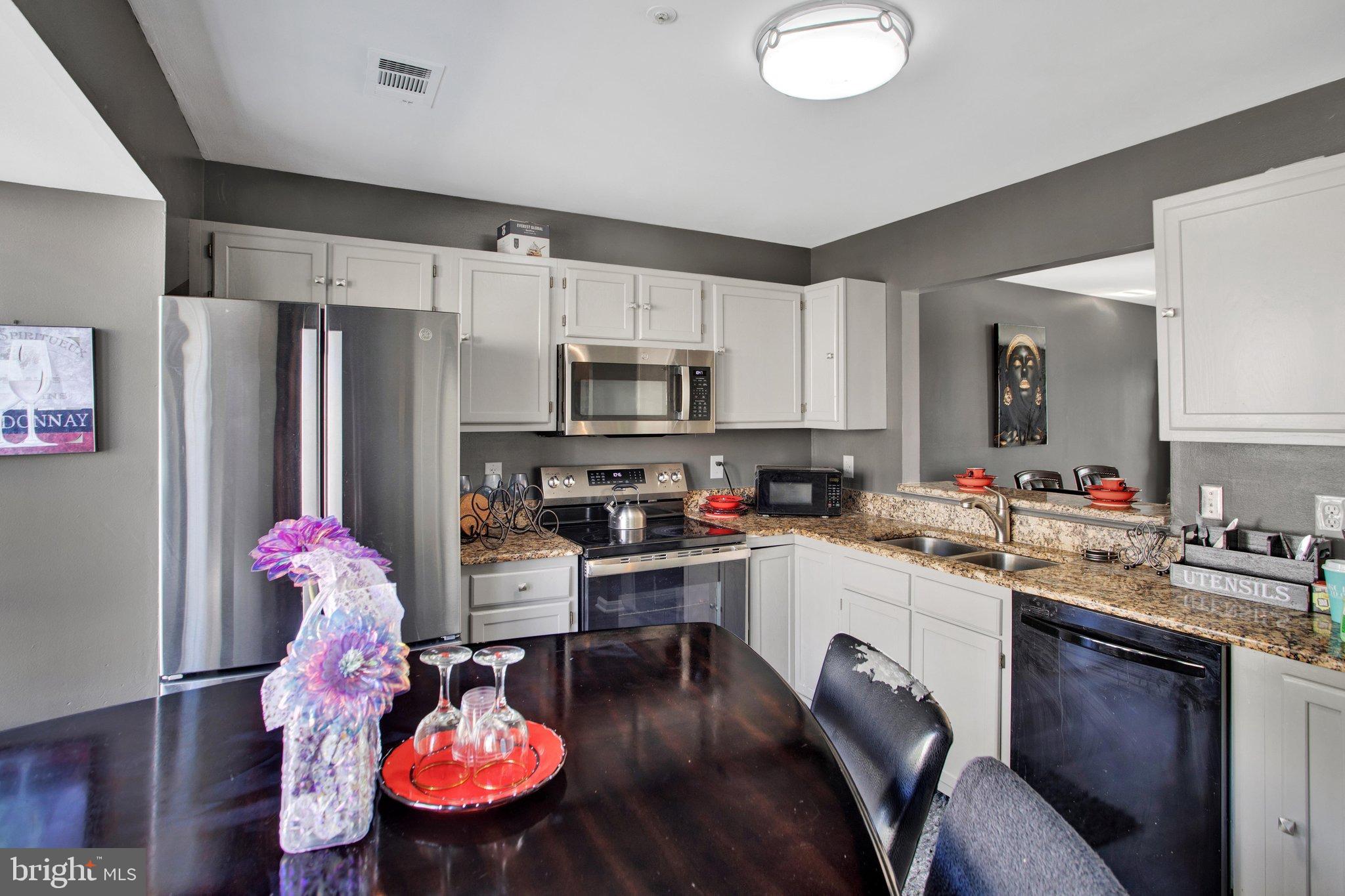 4229 APPLE ORCHARD LANE 4