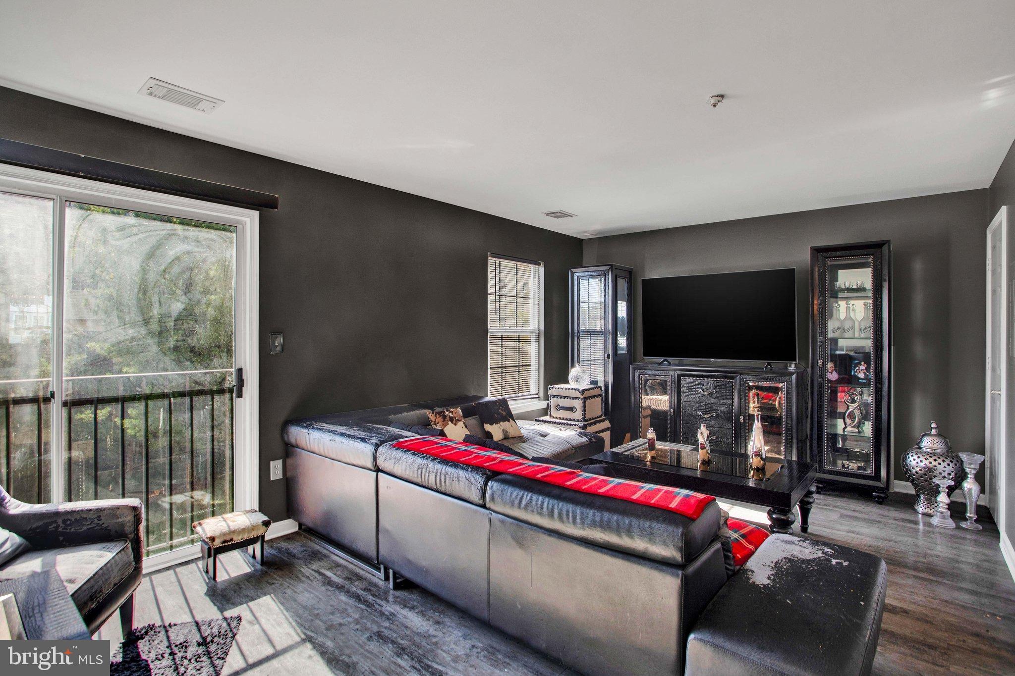 4229 APPLE ORCHARD LANE 4