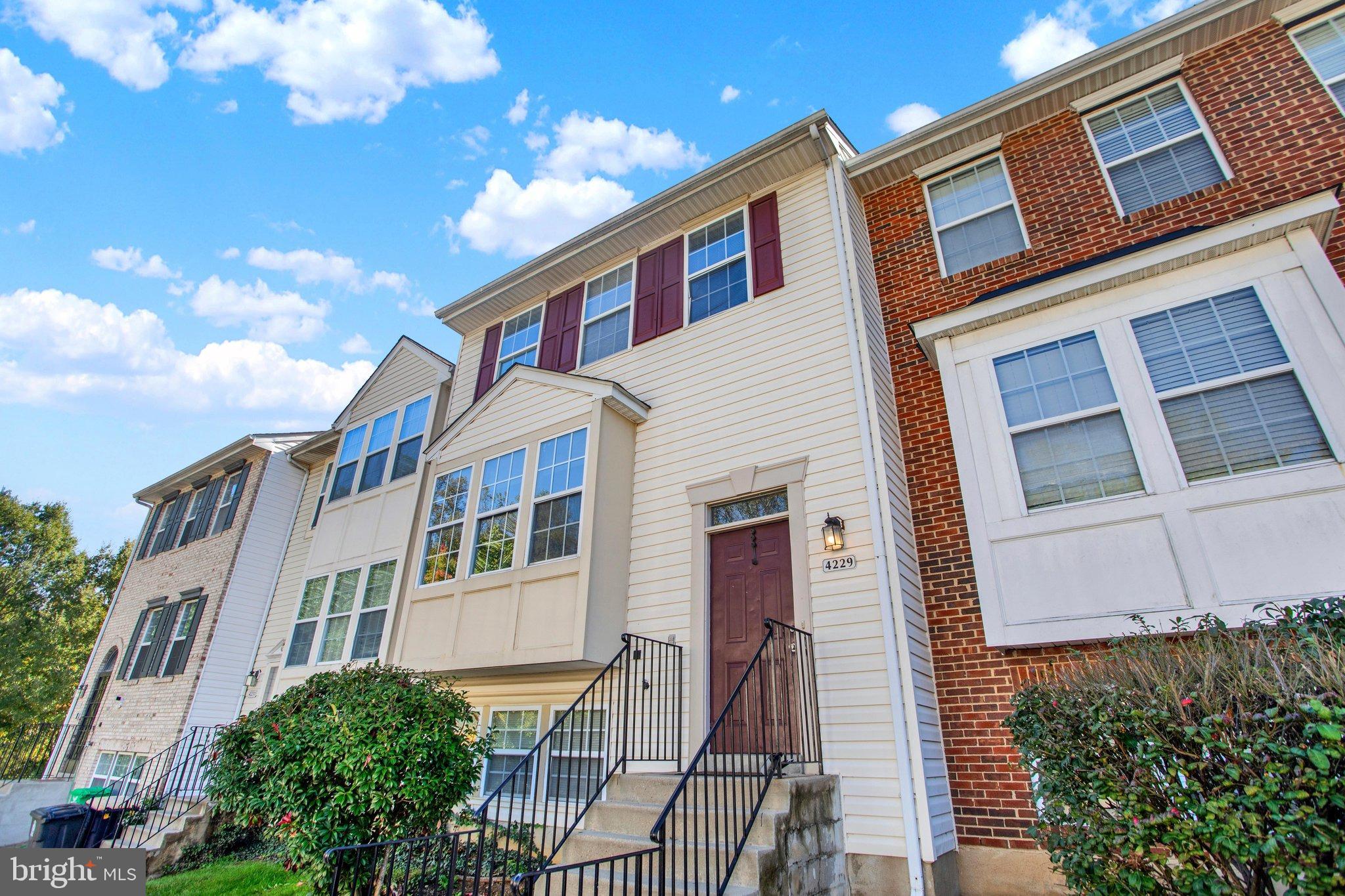 4229 APPLE ORCHARD LANE 4