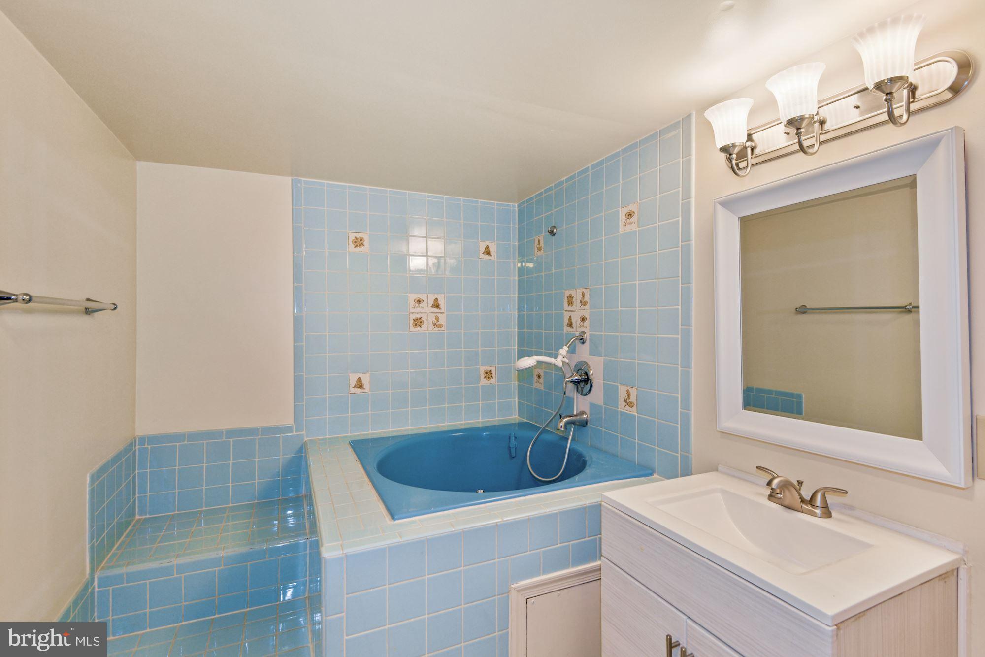 AL MARAH - Residential Lease