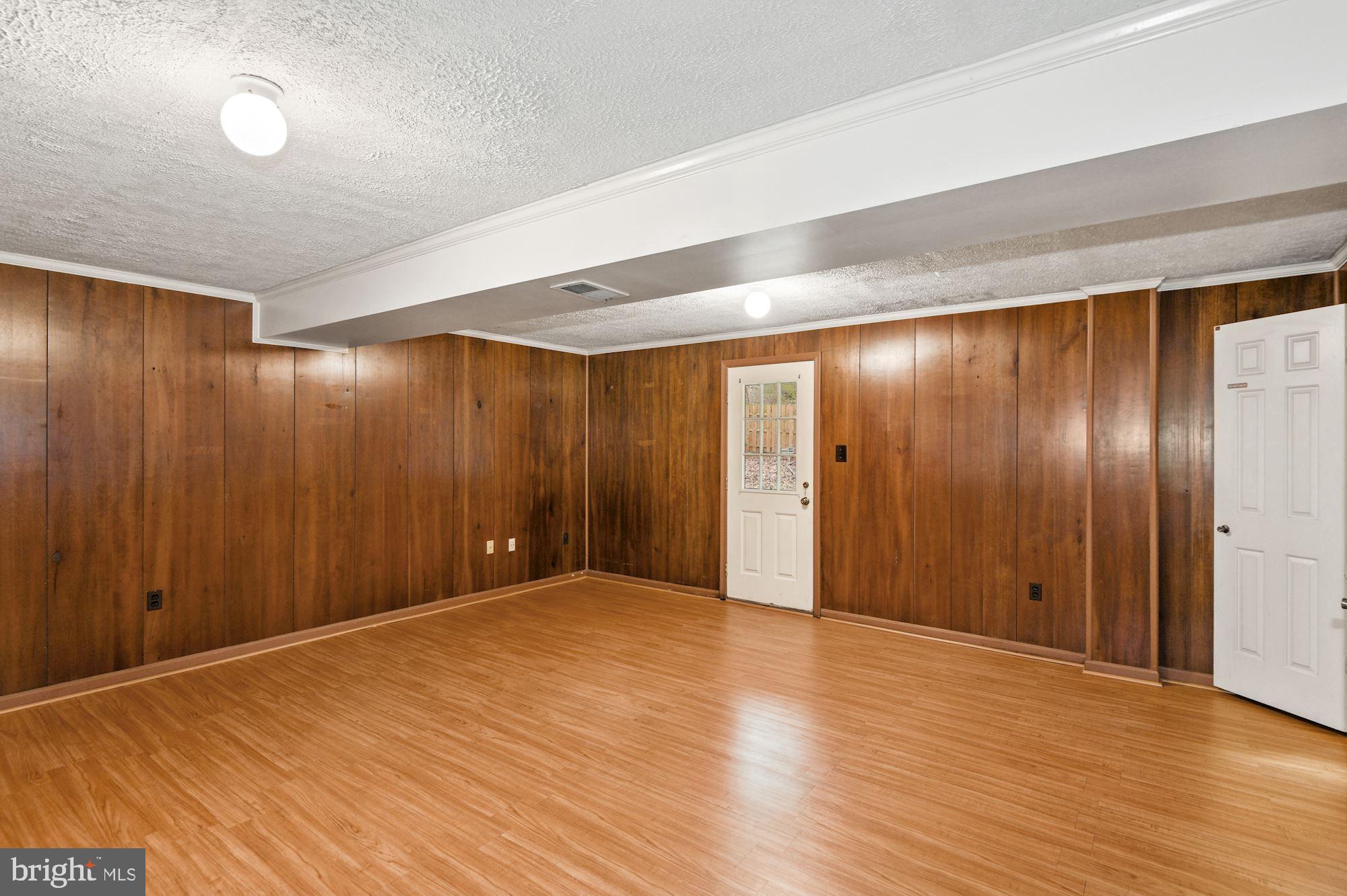 AL MARAH - Residential Lease