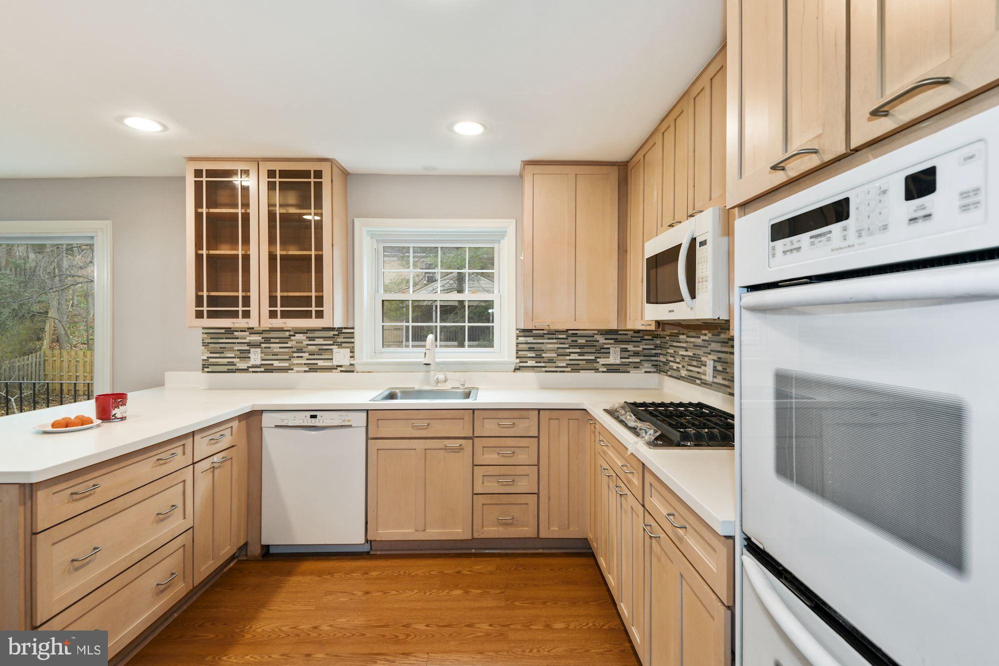 AL MARAH - Residential Lease