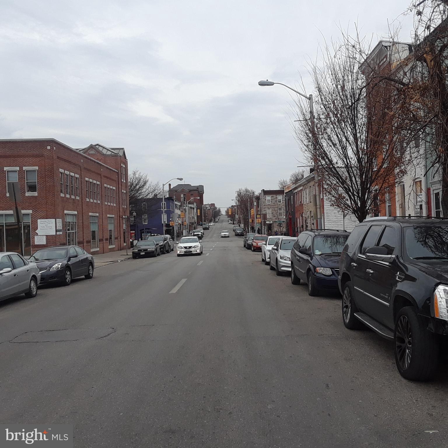 HOLLINS PARK - Residential