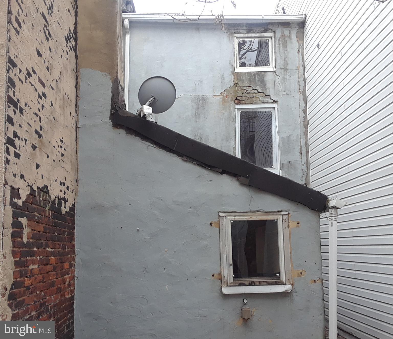 HOLLINS PARK - Residential