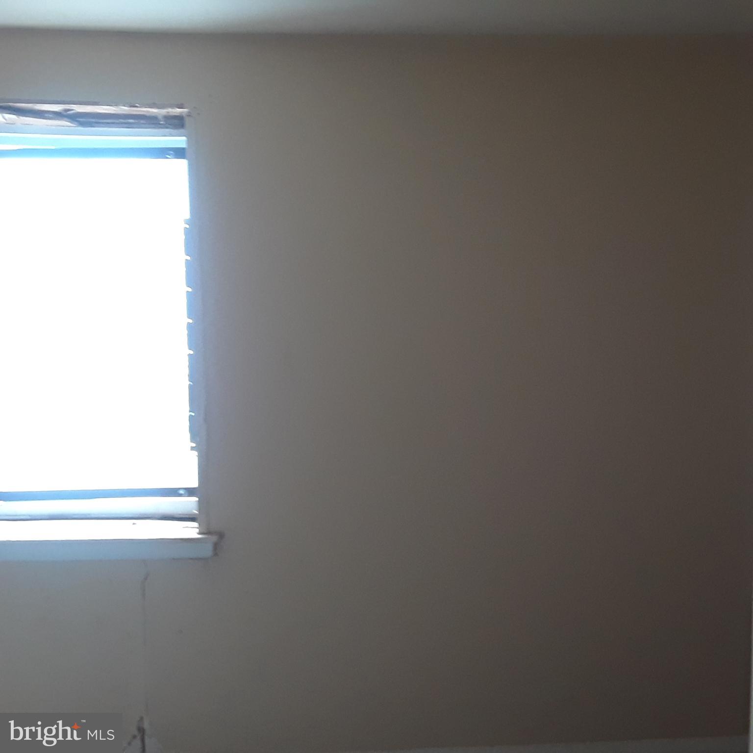 HOLLINS PARK - Residential