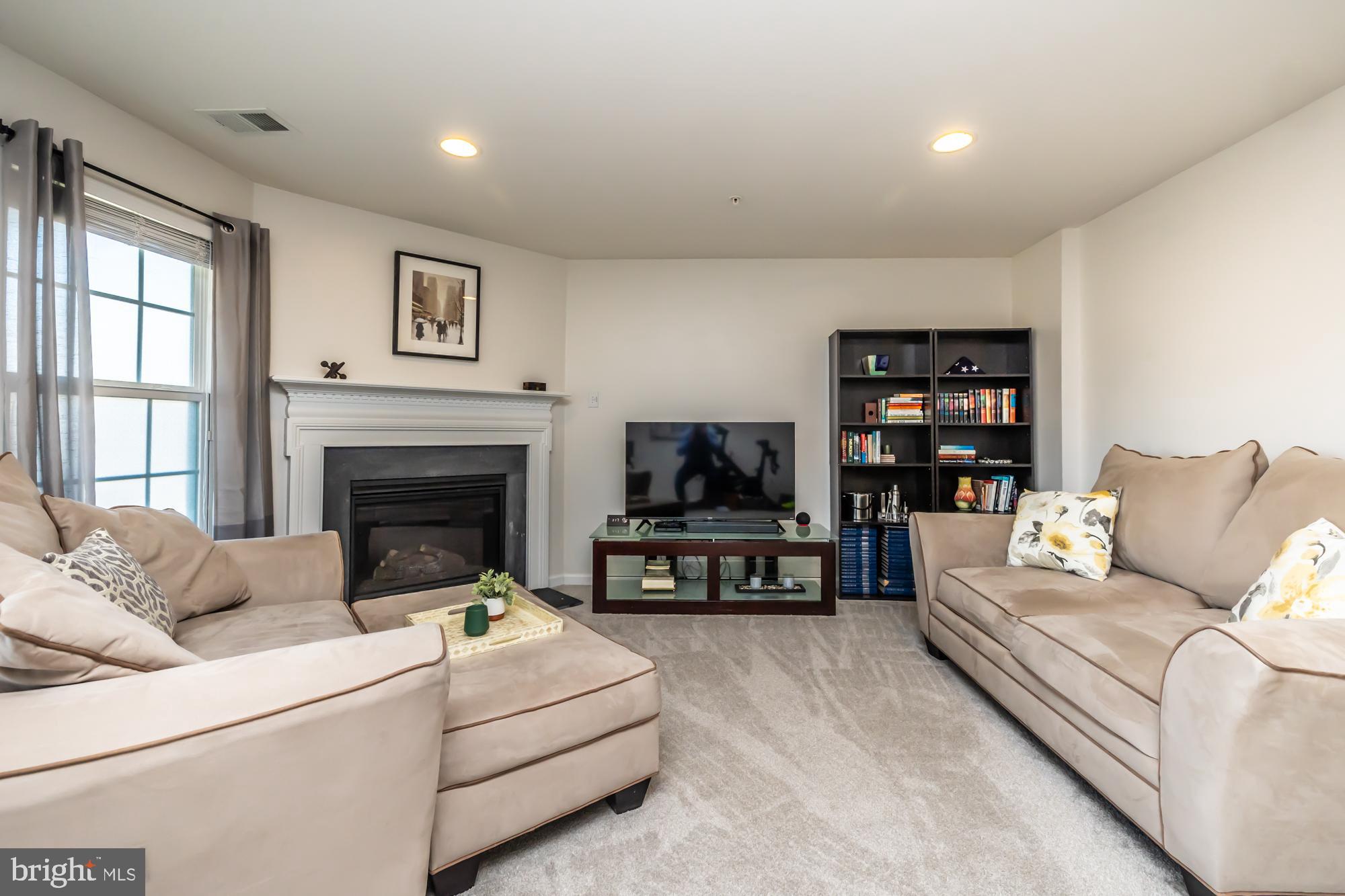 MEADOWVIEW - Residential