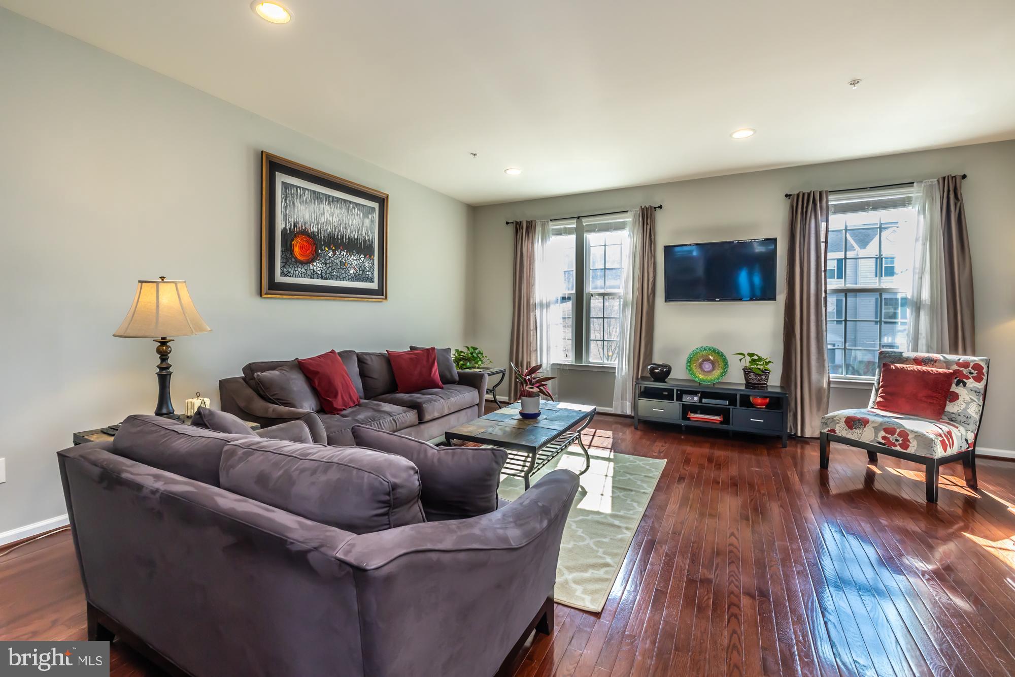 MEADOWVIEW - Residential