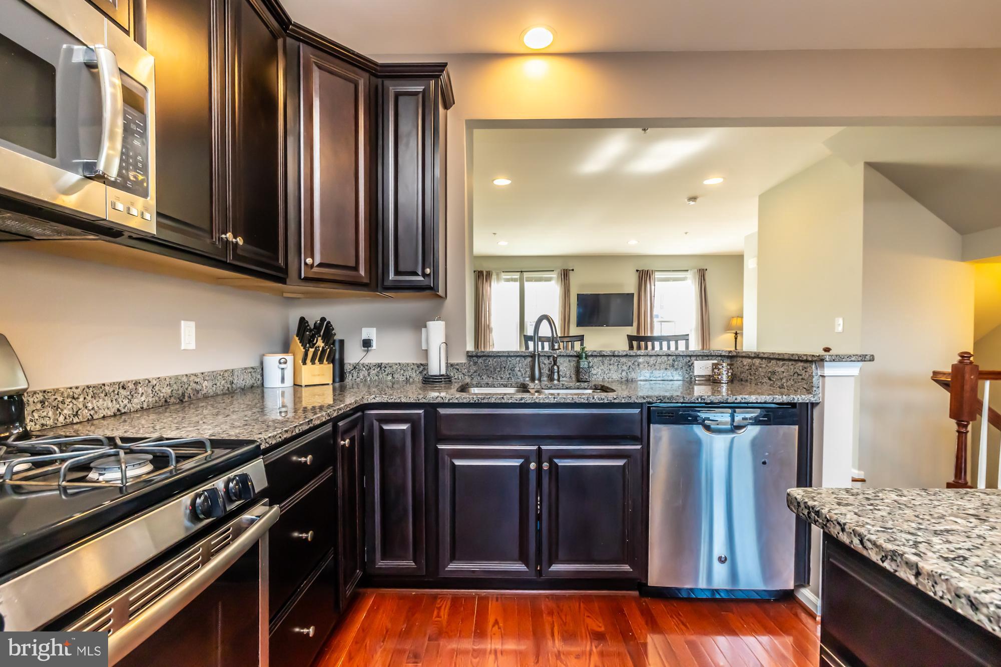 MEADOWVIEW - Residential