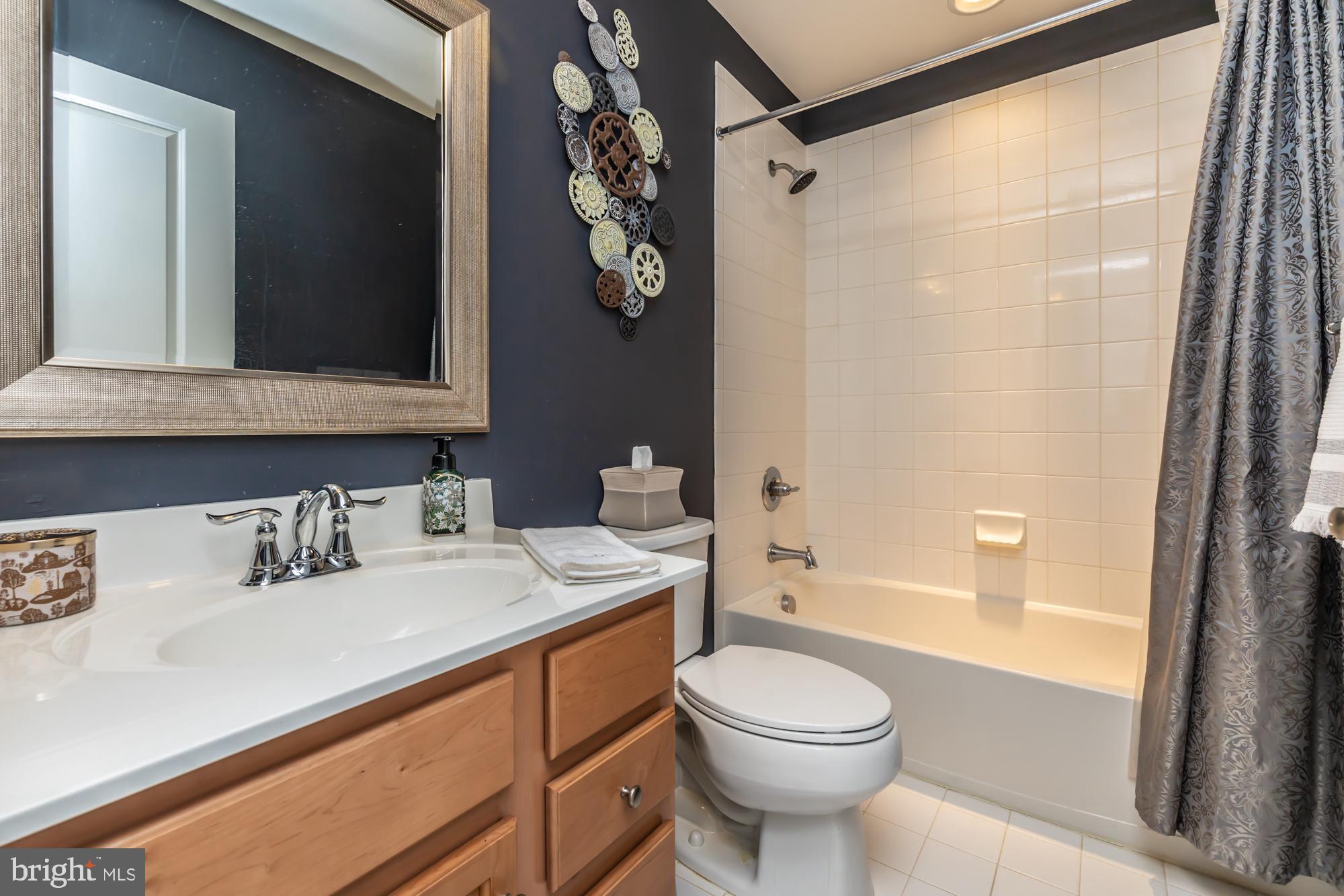 MEADOWVIEW - Residential