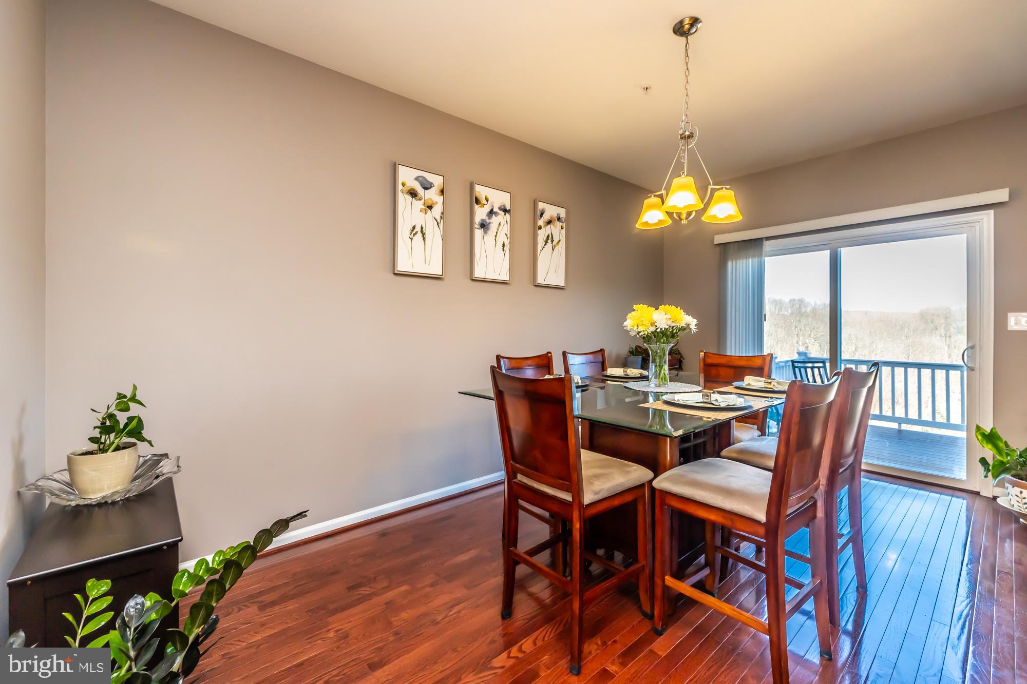 MEADOWVIEW - Residential