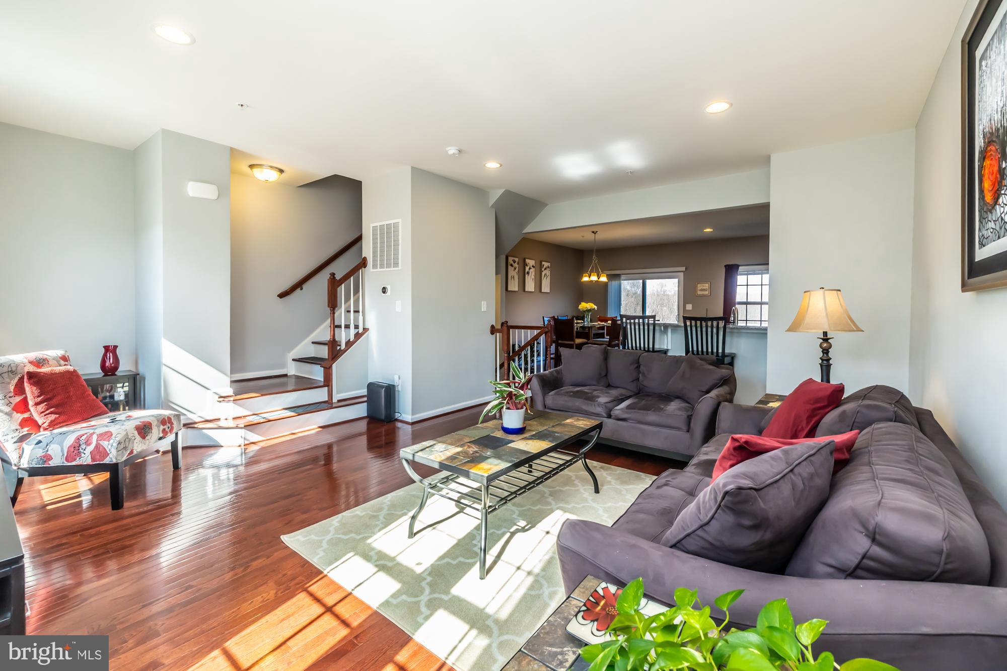 MEADOWVIEW - Residential