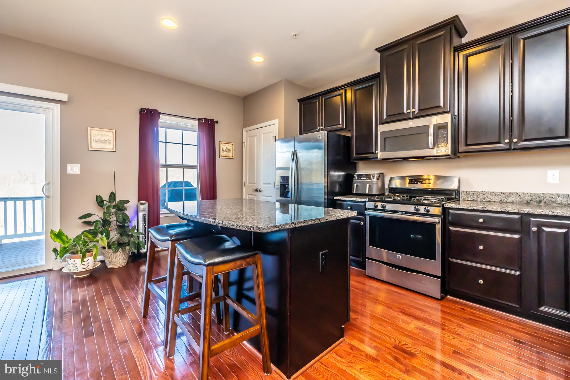 MEADOWVIEW - Residential