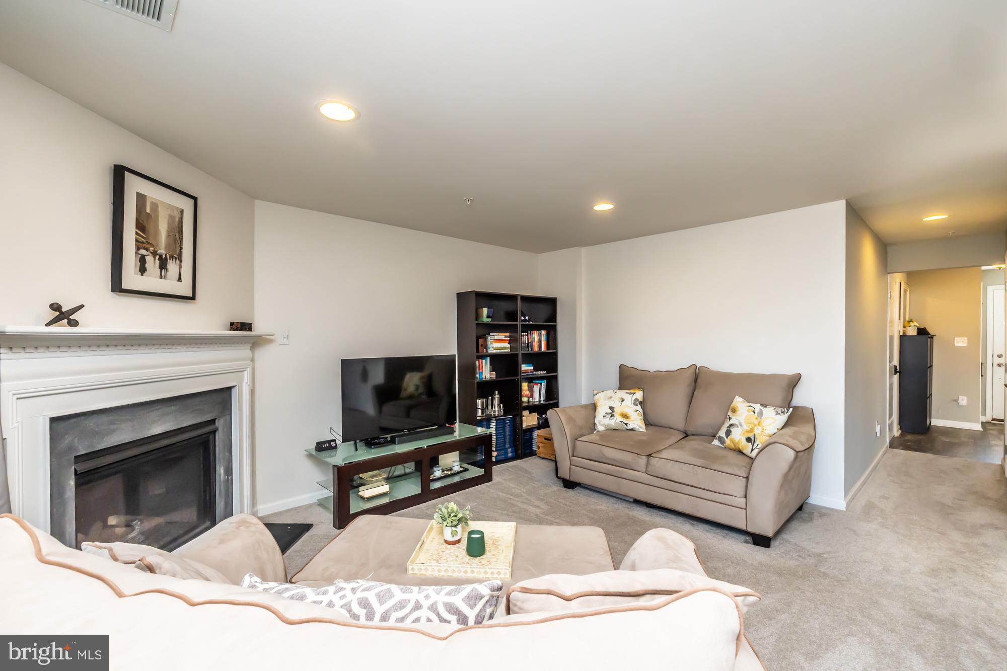 MEADOWVIEW - Residential