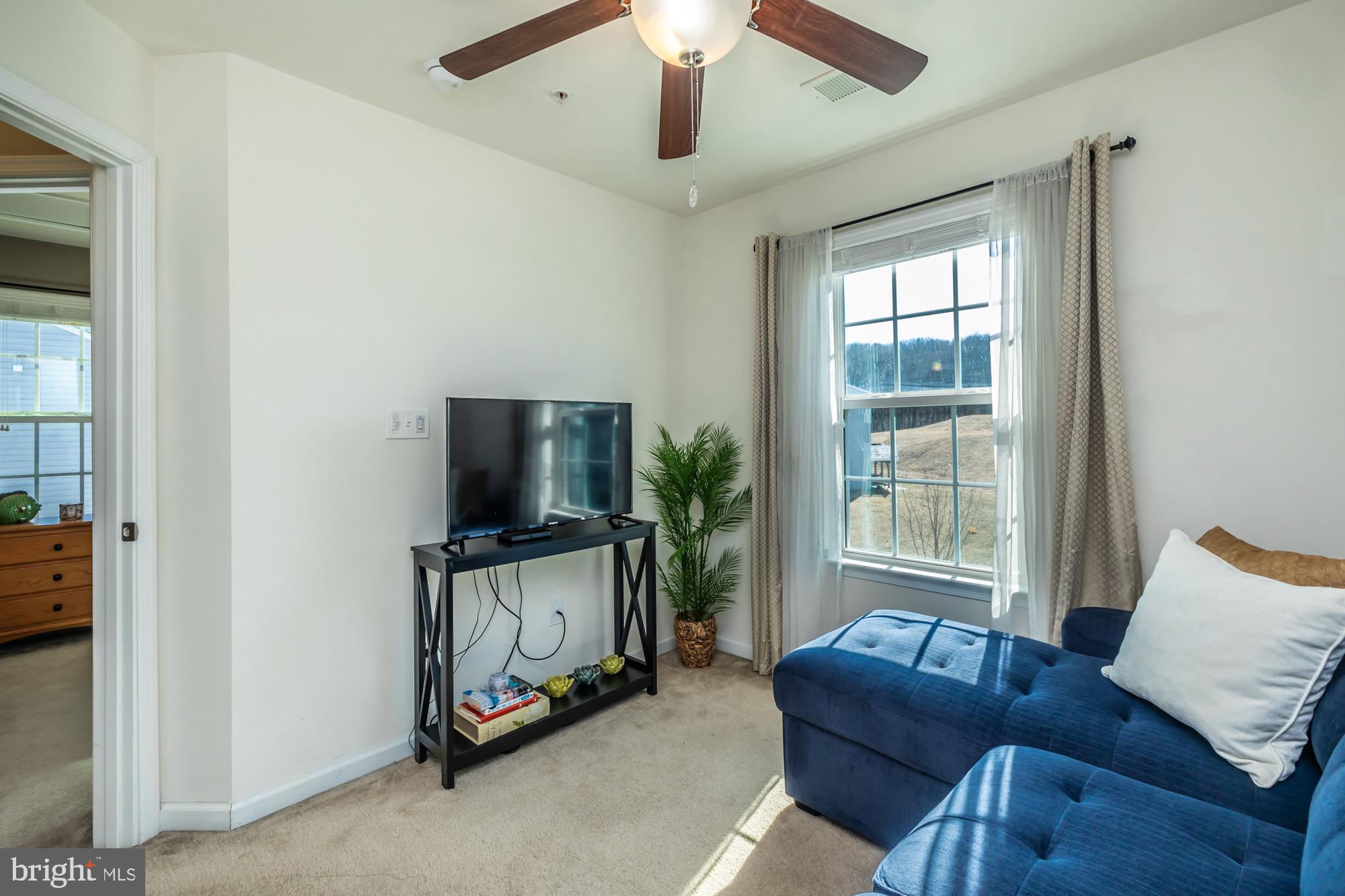 MEADOWVIEW - Residential