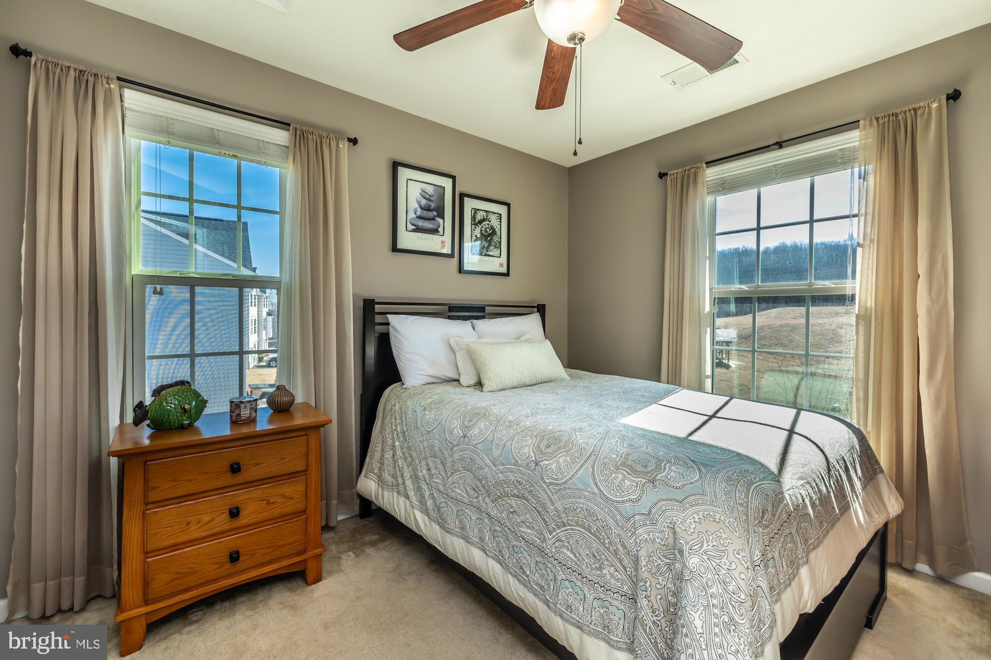 MEADOWVIEW - Residential