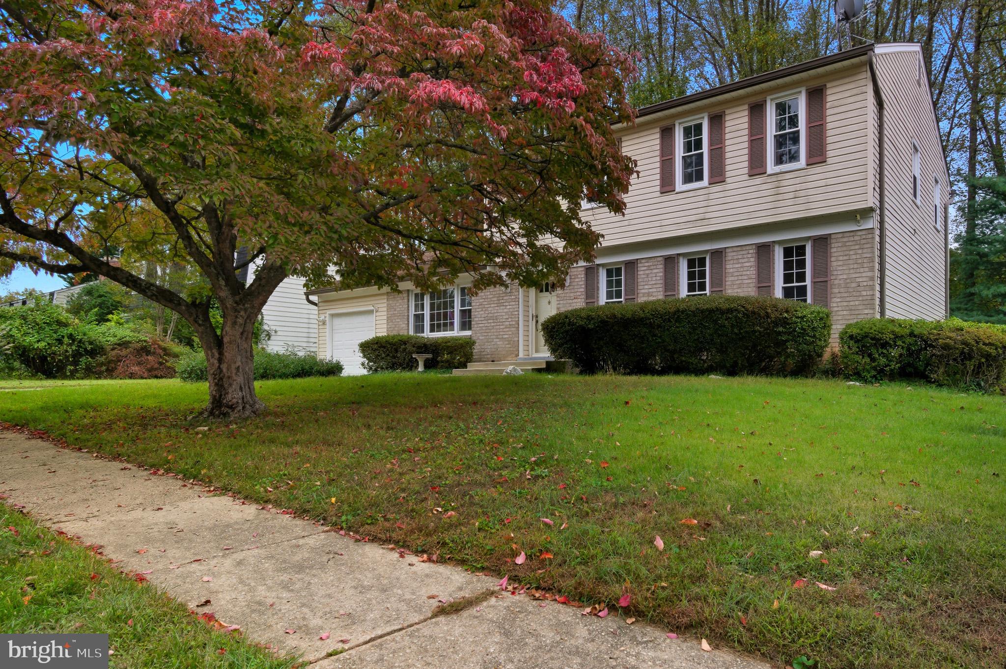 1609 WINDING WAYE LANE