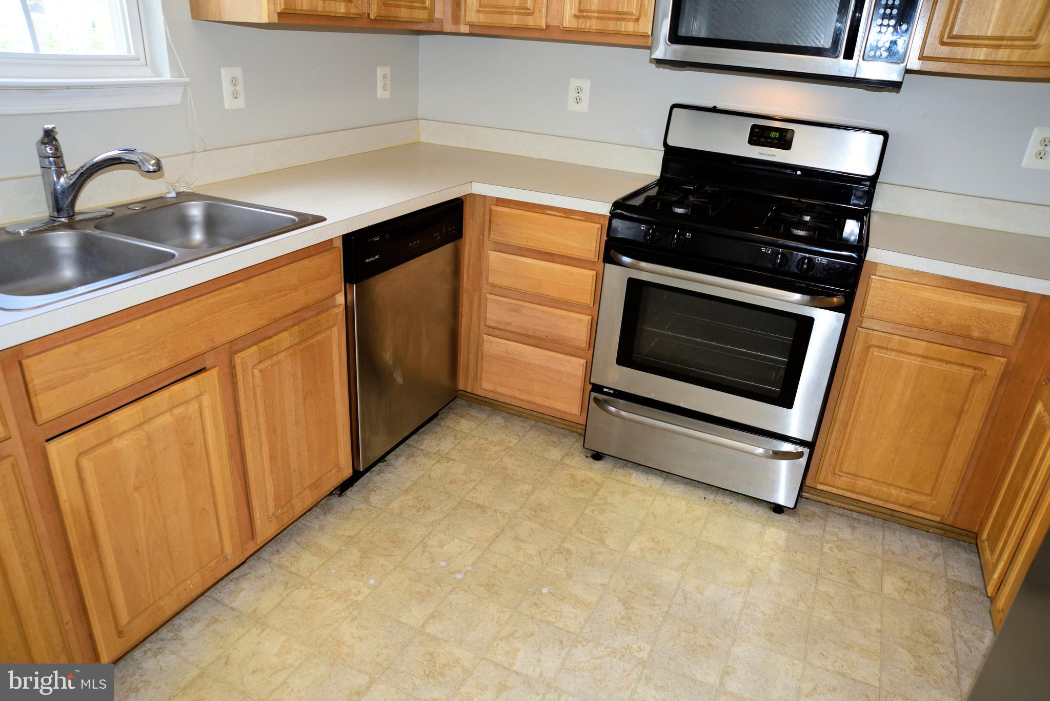 WOODS AT DEER CREEK - Residential Lease