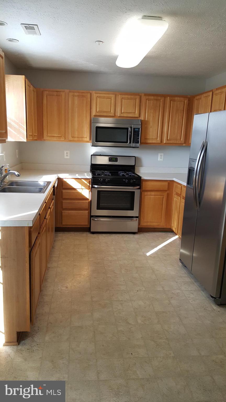 WOODS AT DEER CREEK - Residential Lease