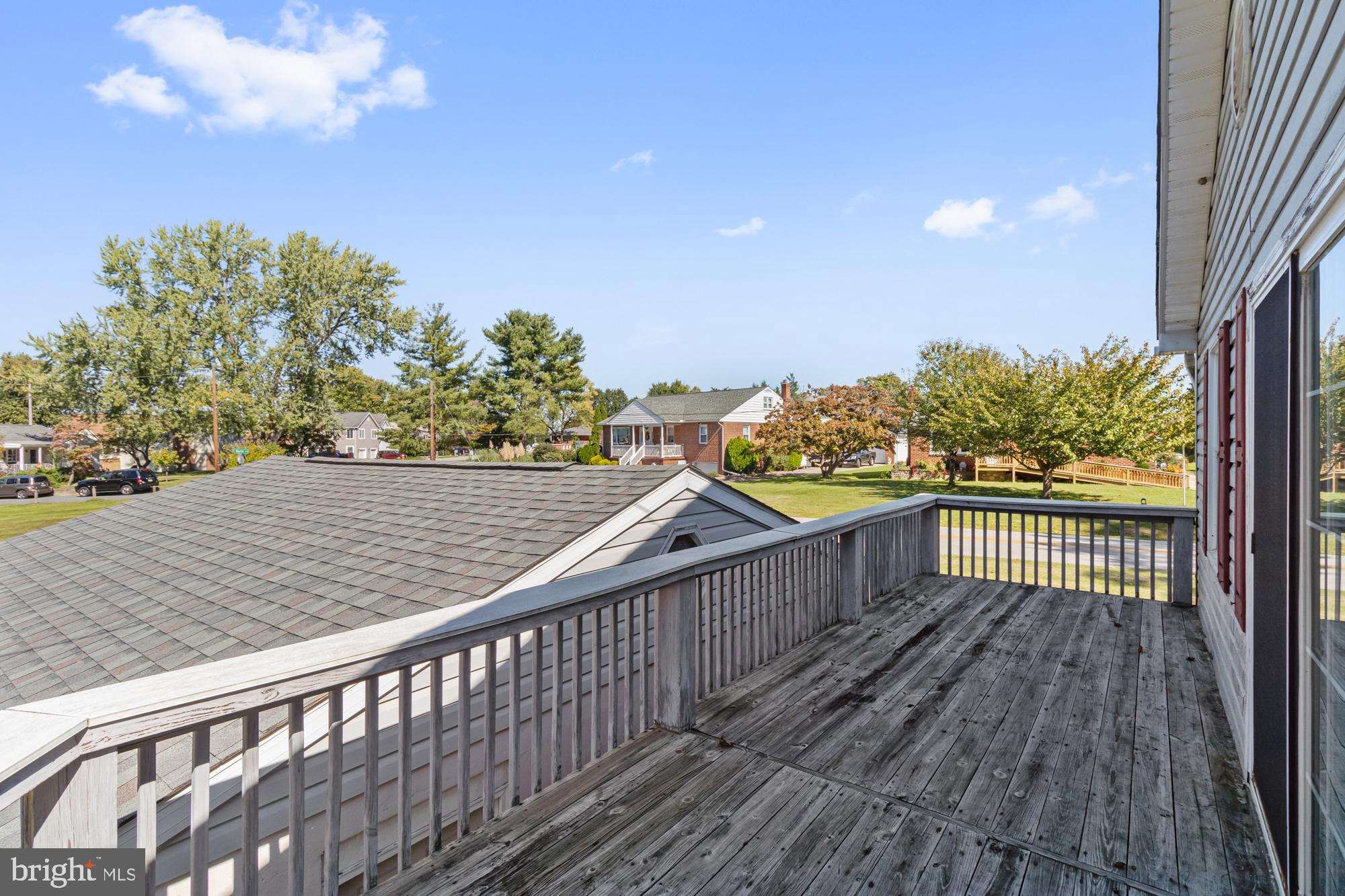 BAUERNSCHMIDT MANOR - Residential Lease