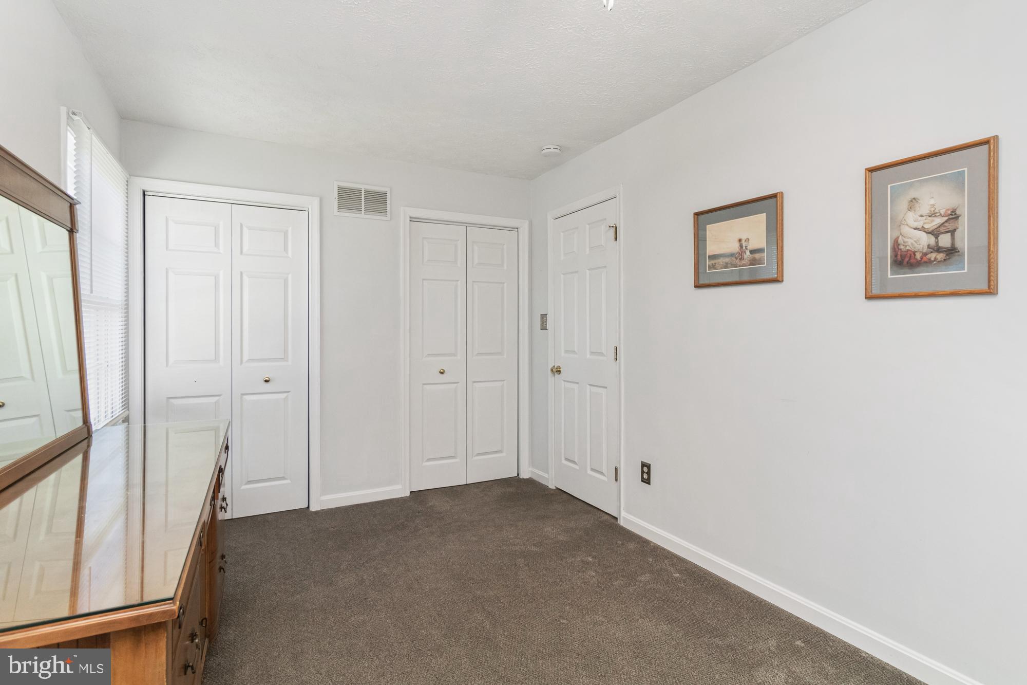 BAUERNSCHMIDT MANOR - Residential Lease