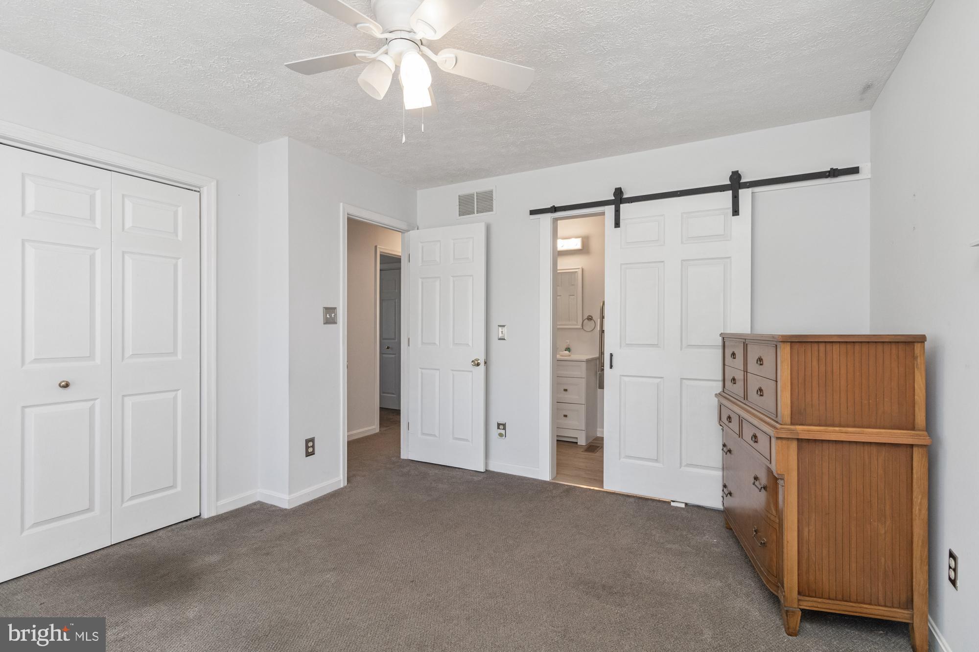 BAUERNSCHMIDT MANOR - Residential Lease